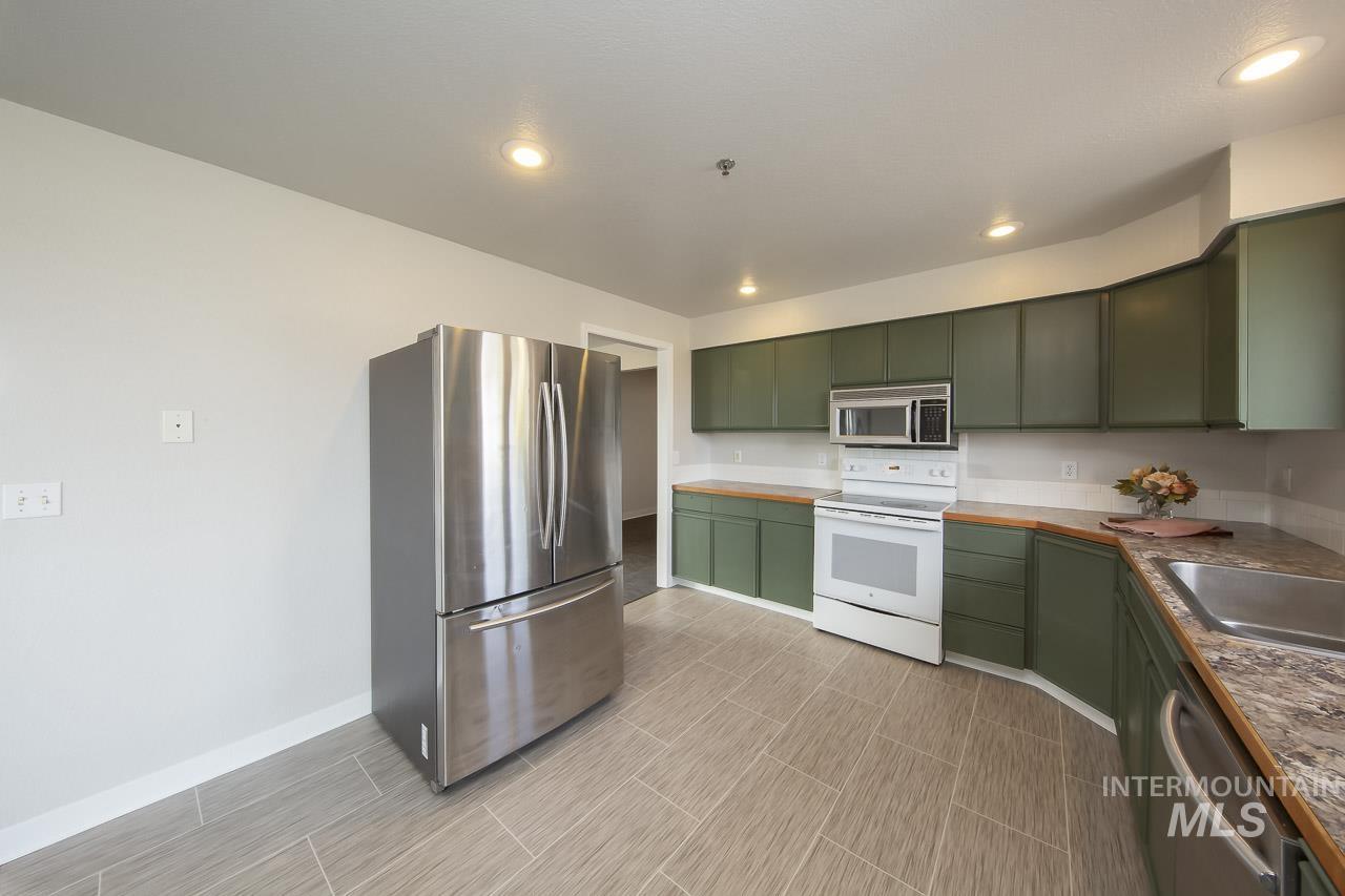 11426 Lone Star Road, Nampa, Idaho 83651, 8 Bedrooms, 3 Bathrooms, Residential For Sale, Price $987,500,MLS 99002913