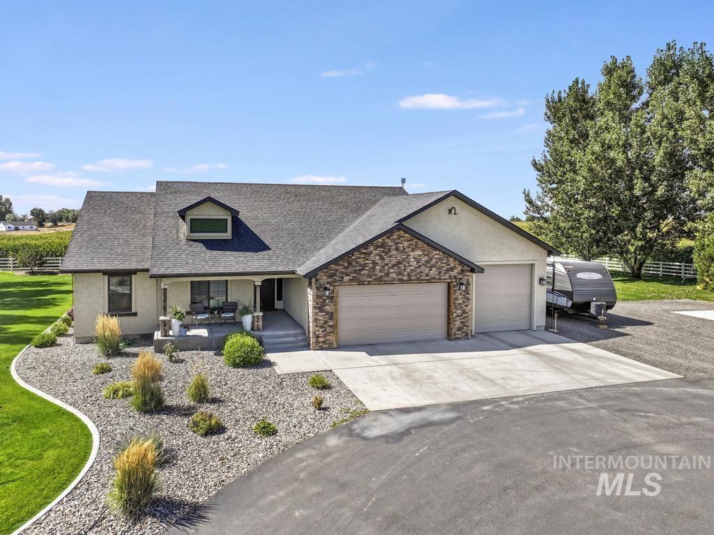 129 N 150 W, Jerome, Idaho 83338, 3 Bedrooms, 2 Bathrooms, Residential For Sale, Price $575,000,MLS 99002917
