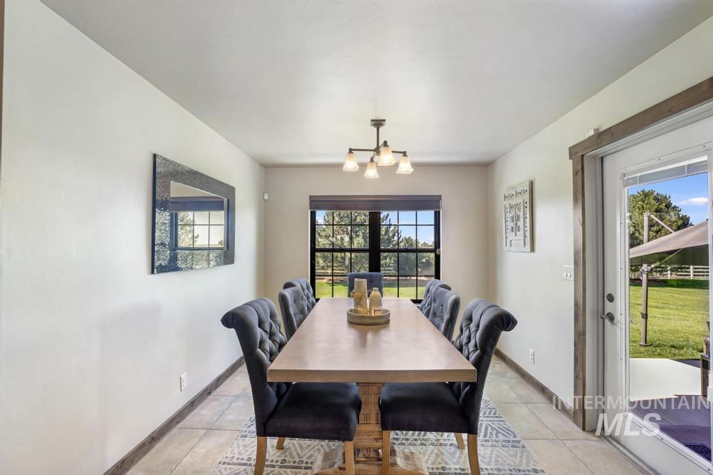 129 N 150 W, Jerome, Idaho 83338, 3 Bedrooms, 2 Bathrooms, Residential For Sale, Price $575,000,MLS 99002917