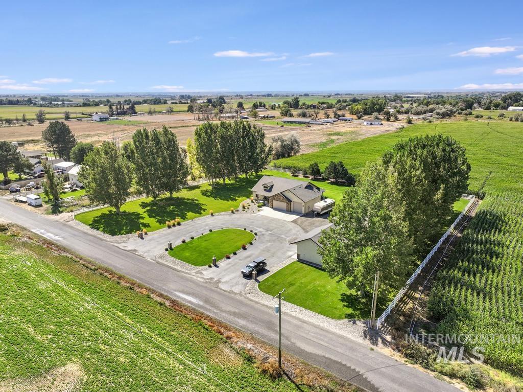 129 N 150 W, Jerome, Idaho 83338, 3 Bedrooms, 2 Bathrooms, Residential For Sale, Price $575,000,MLS 99002917