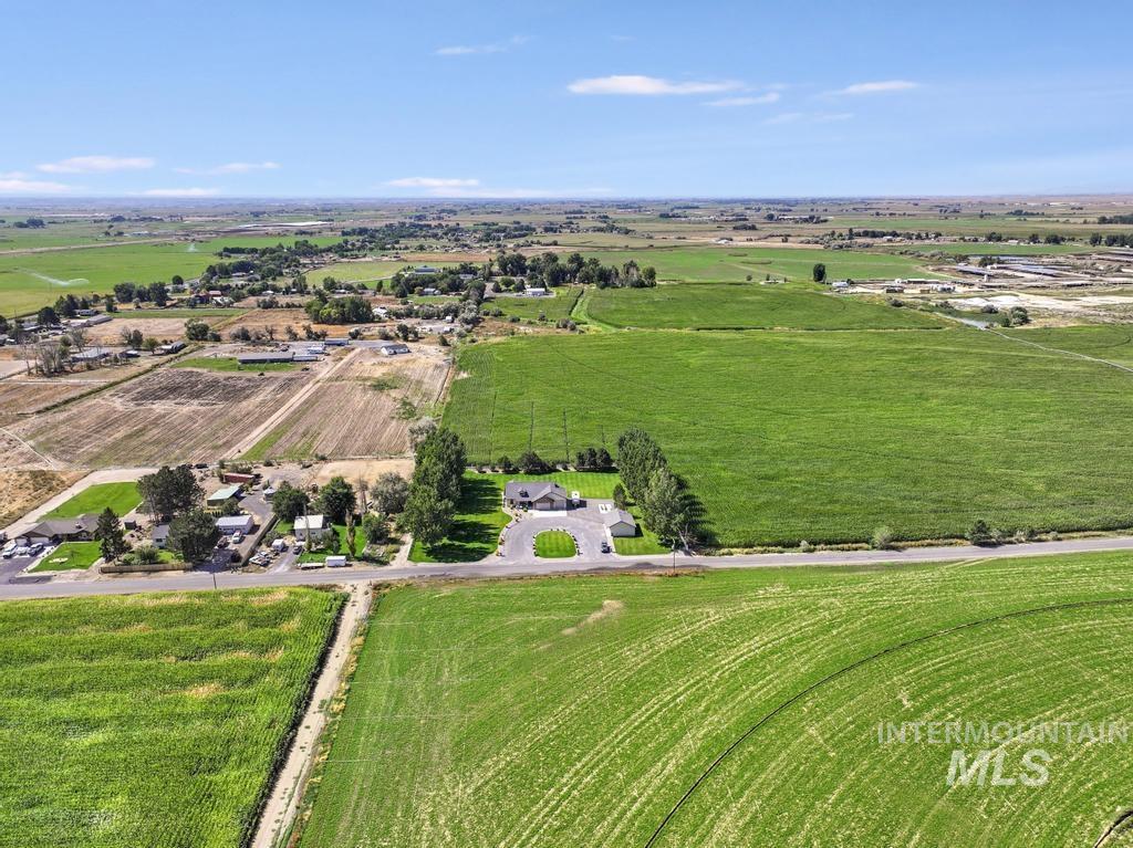 129 N 150 W, Jerome, Idaho 83338, 3 Bedrooms, 2 Bathrooms, Residential For Sale, Price $575,000,MLS 99002917