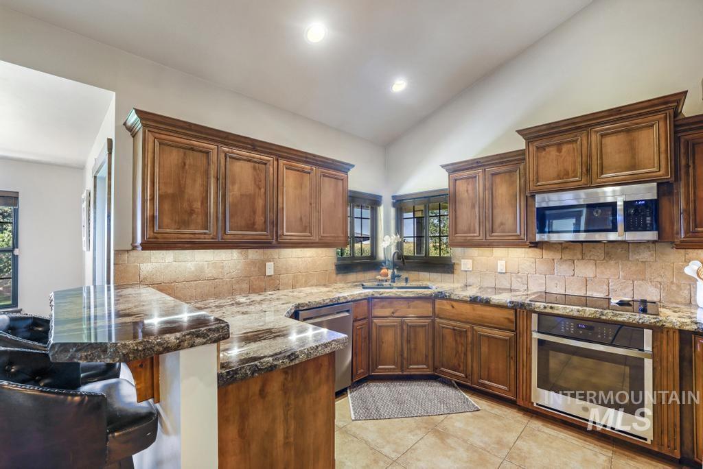129 N 150 W, Jerome, Idaho 83338, 3 Bedrooms, 2 Bathrooms, Residential For Sale, Price $575,000,MLS 99002917