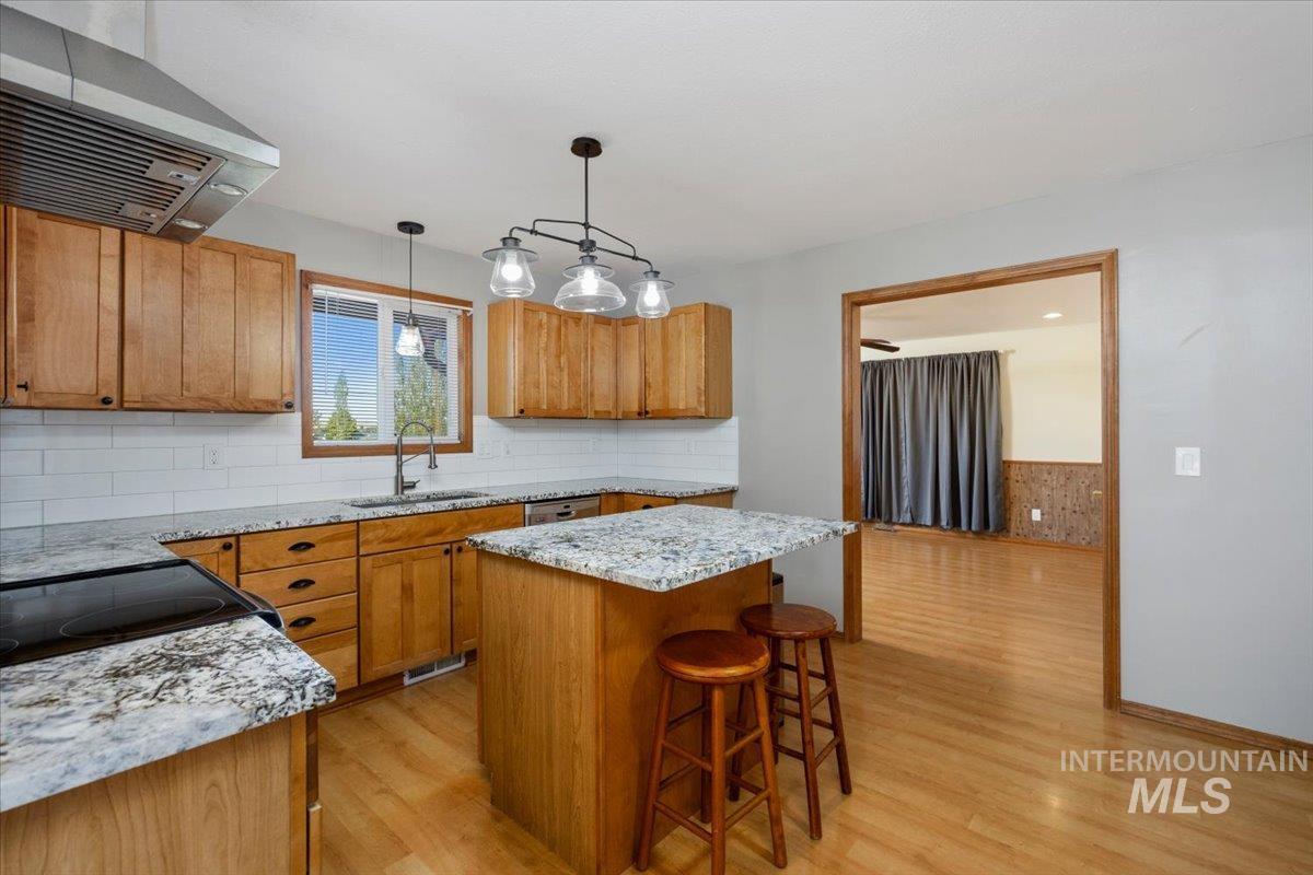 850 Highway 78, Hammett, Idaho 83627, 3 Bedrooms, 2 Bathrooms, Residential For Sale, Price $425,000,MLS 99002919
