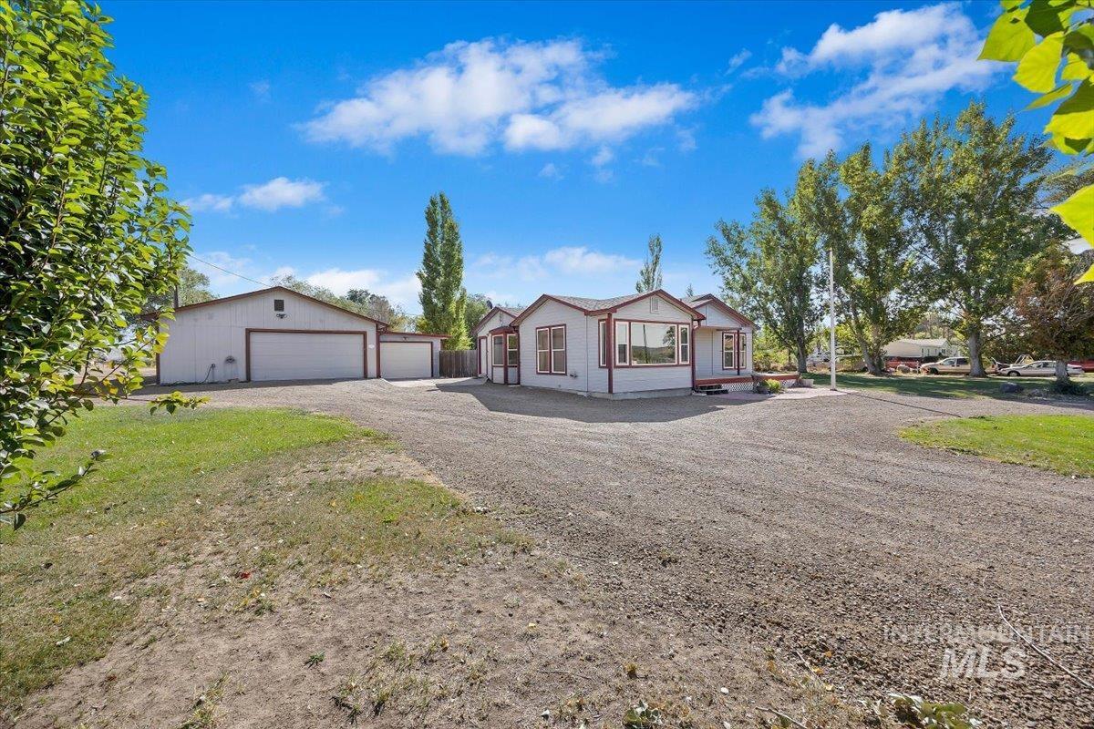 850 Highway 78, Hammett, Idaho 83627, 3 Bedrooms, 2 Bathrooms, Residential For Sale, Price $425,000,MLS 99002919