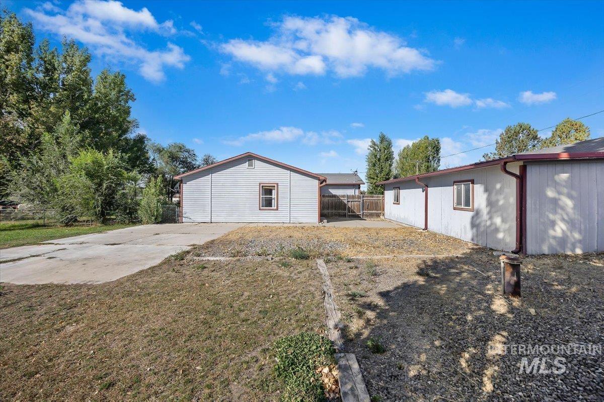 850 Highway 78, Hammett, Idaho 83627, 3 Bedrooms, 2 Bathrooms, Residential For Sale, Price $425,000,MLS 99002919