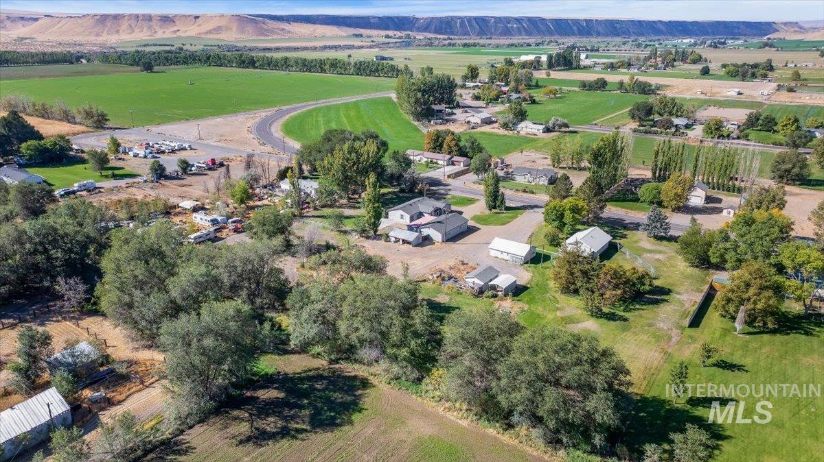 850 Highway 78, Hammett, Idaho 83627, 3 Bedrooms, 2 Bathrooms, Residential For Sale, Price $425,000,MLS 99002919