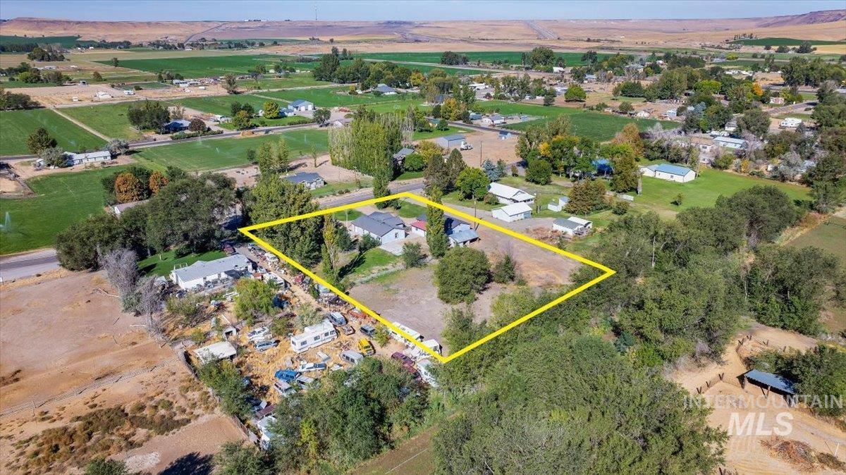 850 Highway 78, Hammett, Idaho 83627, 3 Bedrooms, 2 Bathrooms, Residential For Sale, Price $425,000,MLS 99002919