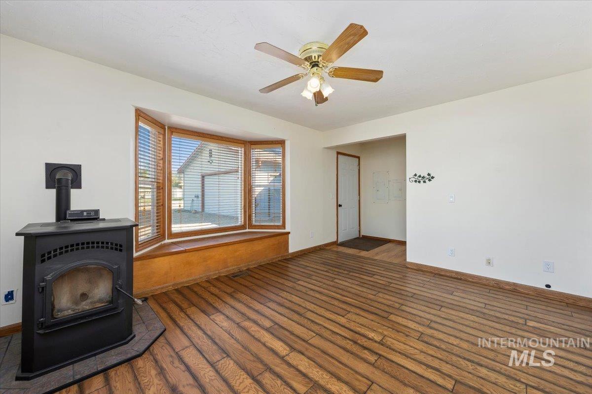 850 Highway 78, Hammett, Idaho 83627, 3 Bedrooms, 2 Bathrooms, Residential For Sale, Price $425,000,MLS 99002919