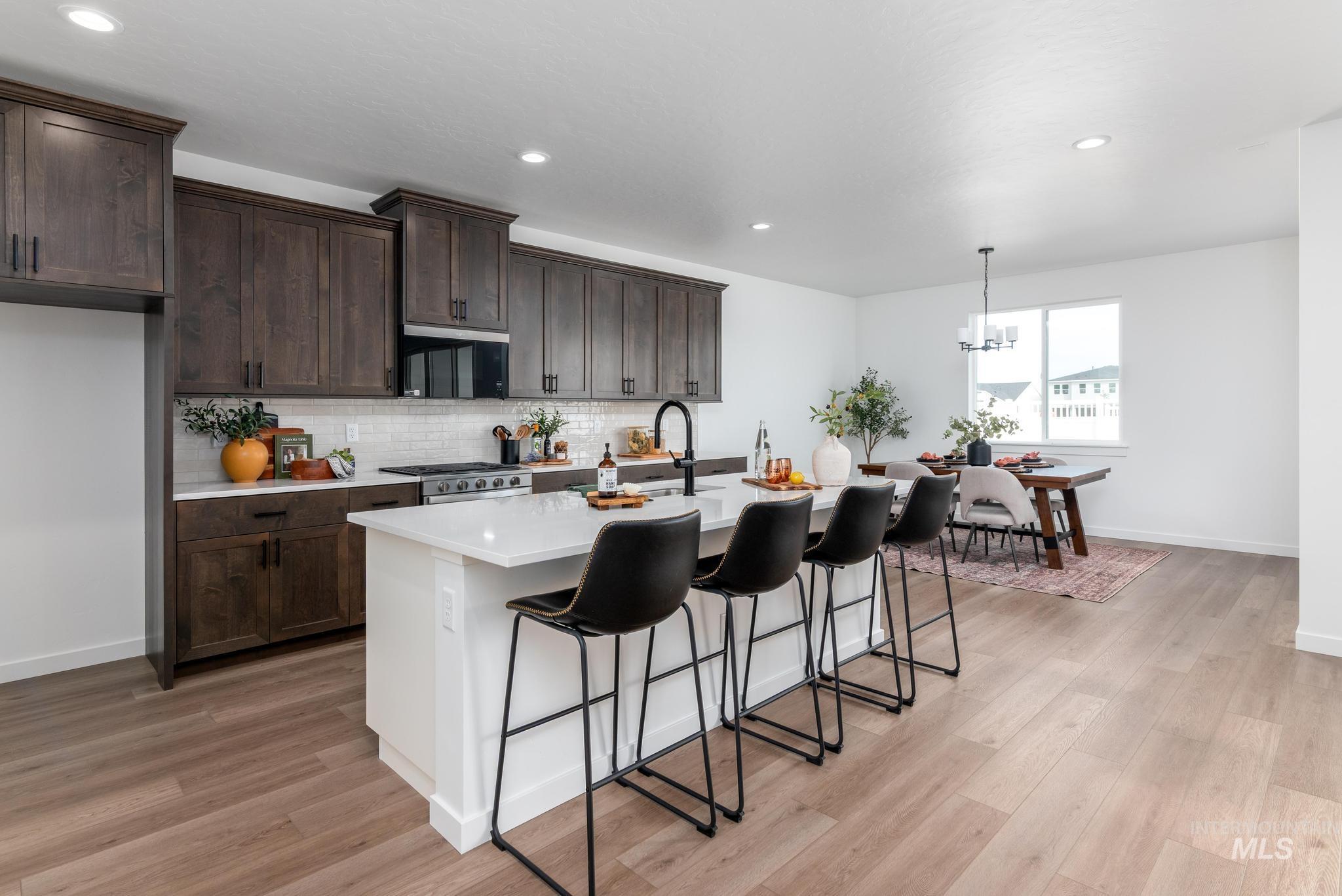 14949 Brown Pelican St, Caldwell, Idaho 83607, 3 Bedrooms, 2 Bathrooms, Residential For Sale, Price $474,000,MLS 99002921