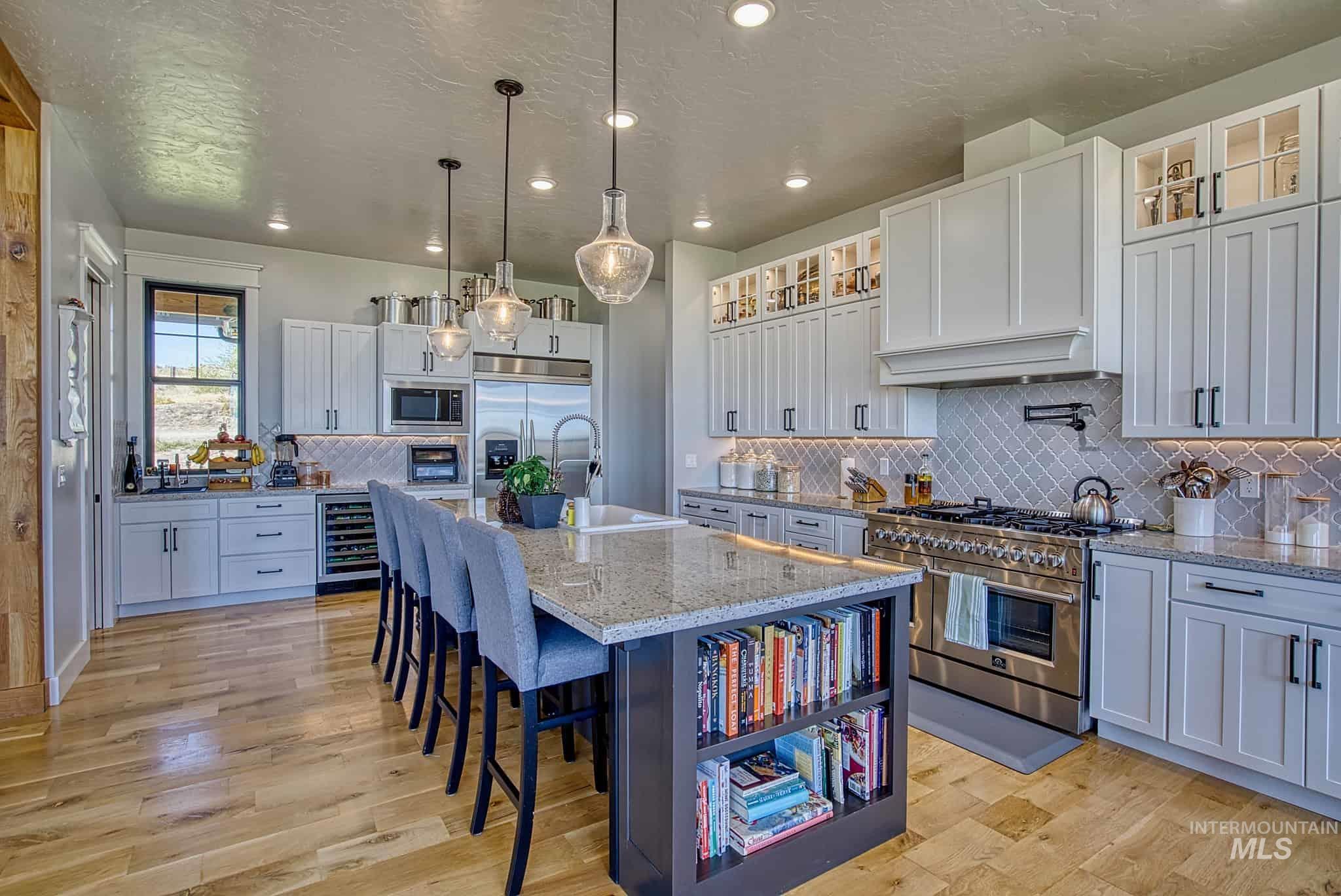 876 Coyote Gulch Rd, Adrian, Oregon 97901, 4 Bedrooms, 5 Bathrooms, Residential For Sale, Price $925,000,MLS 99002923