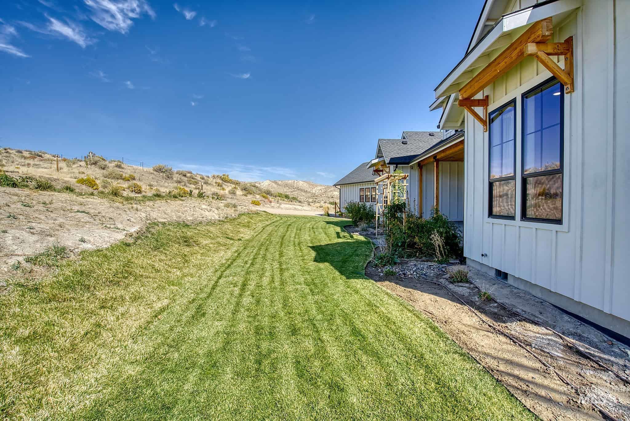 876 Coyote Gulch Rd, Adrian, Oregon 97901, 4 Bedrooms, 5 Bathrooms, Residential For Sale, Price $925,000,MLS 99002923