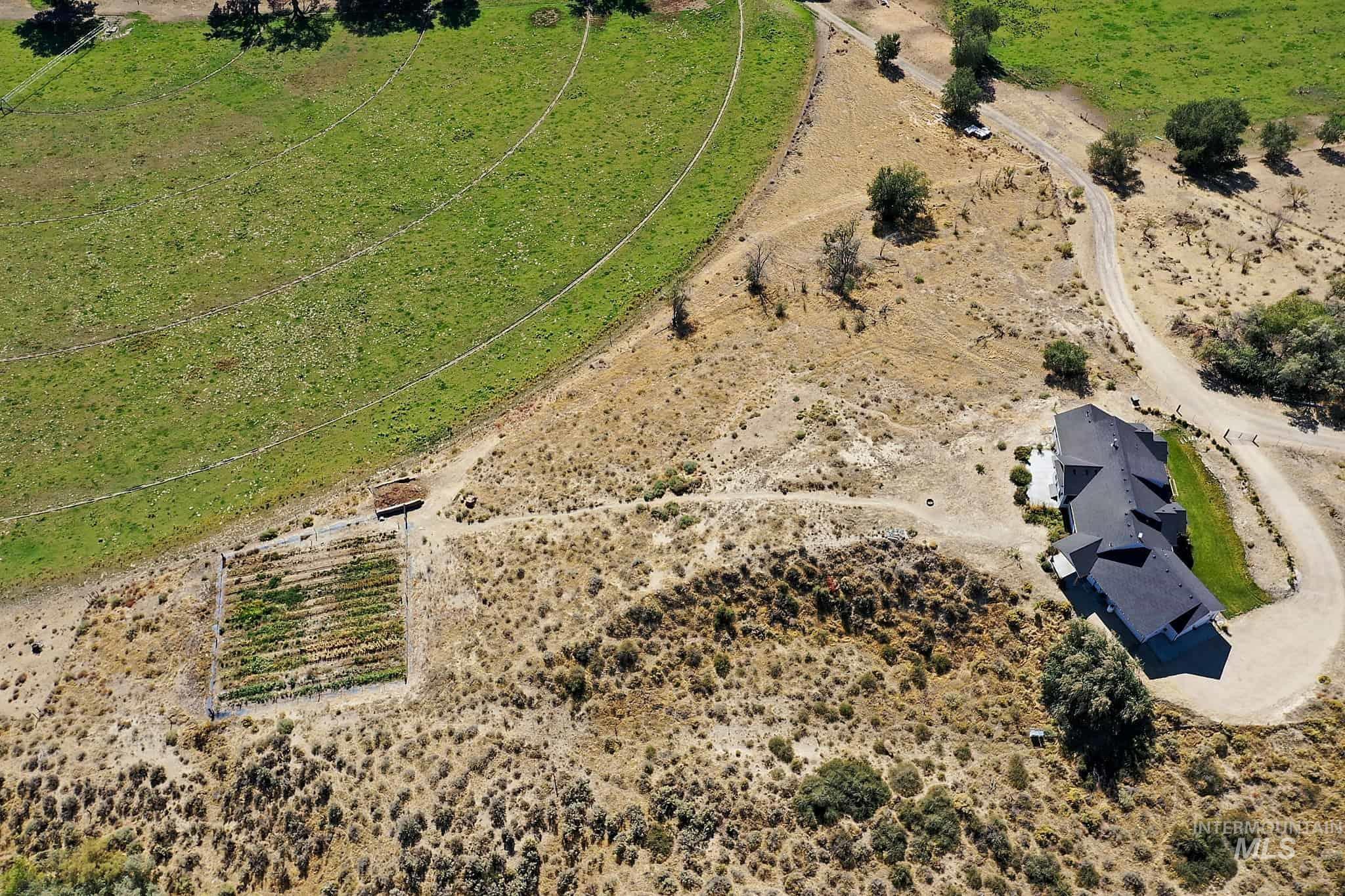 876 Coyote Gulch Rd, Adrian, Oregon 97901, 4 Bedrooms, 5 Bathrooms, Residential For Sale, Price $925,000,MLS 99002923