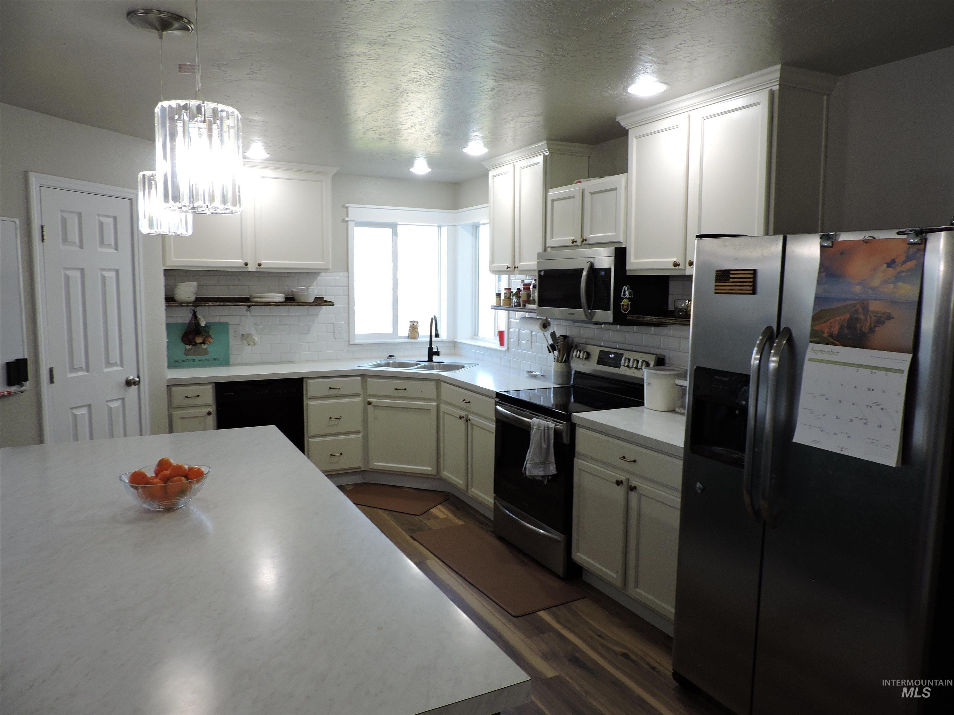 8442 E Rathdrum Dr., Nampa, Idaho 83687, 5 Bedrooms, 2.5 Bathrooms, Residential For Sale, Price $555,000,MLS 99002927