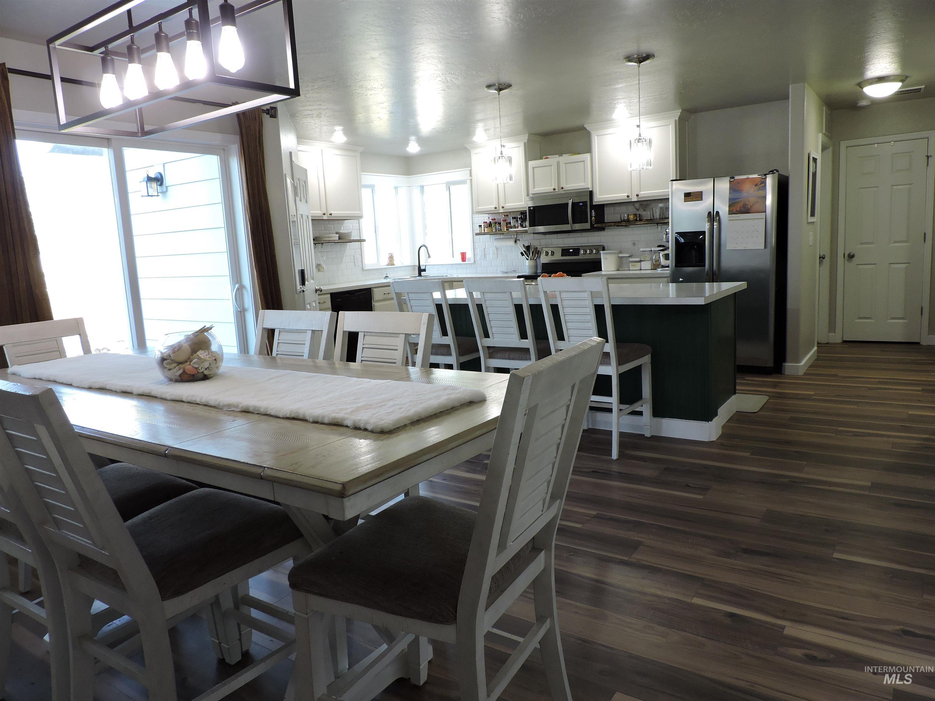 8442 E Rathdrum Dr., Nampa, Idaho 83687, 5 Bedrooms, 2.5 Bathrooms, Residential For Sale, Price $555,000,MLS 99002927