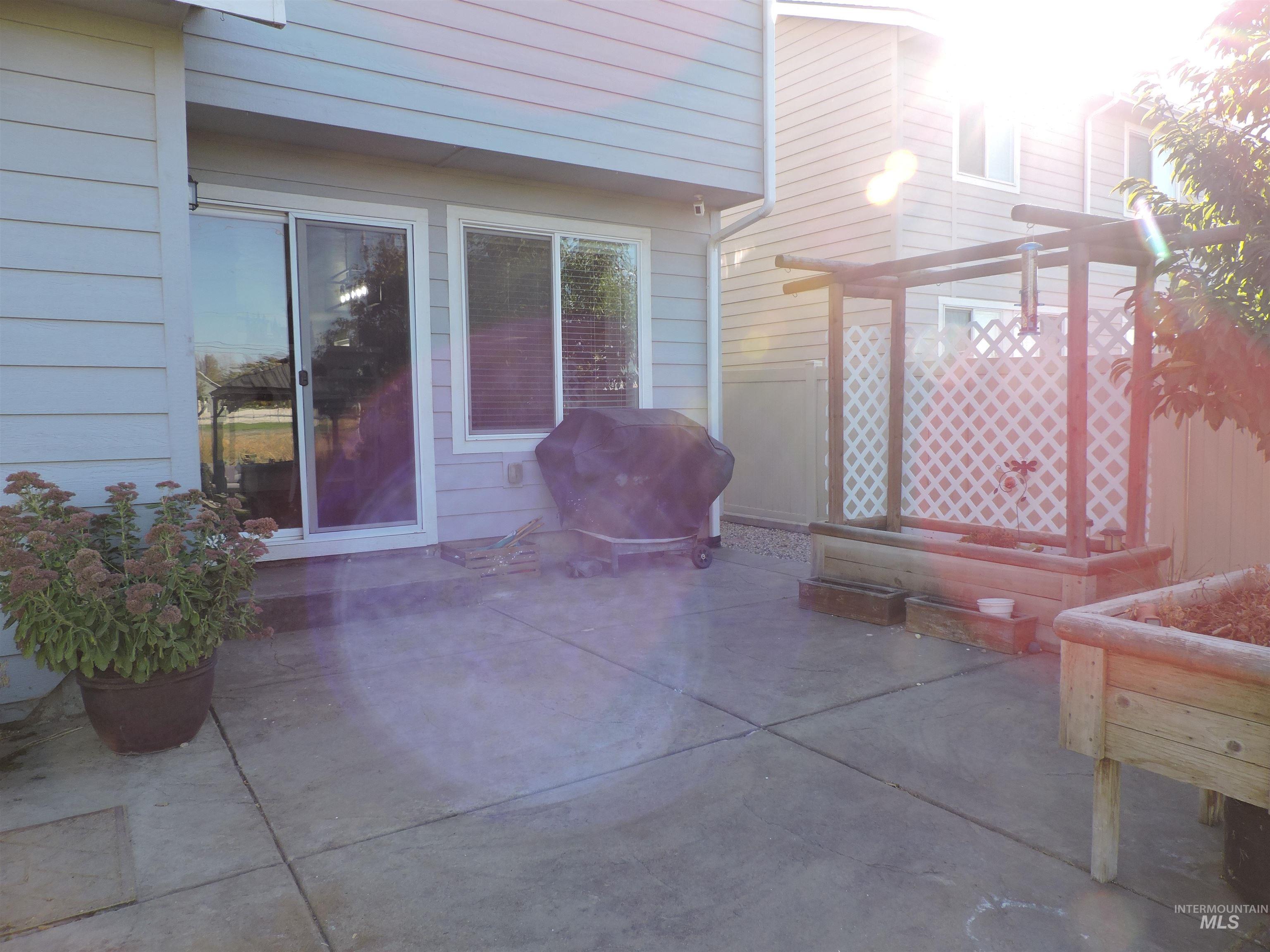 8442 E Rathdrum Dr., Nampa, Idaho 83687, 5 Bedrooms, 2.5 Bathrooms, Residential For Sale, Price $555,000,MLS 99002927