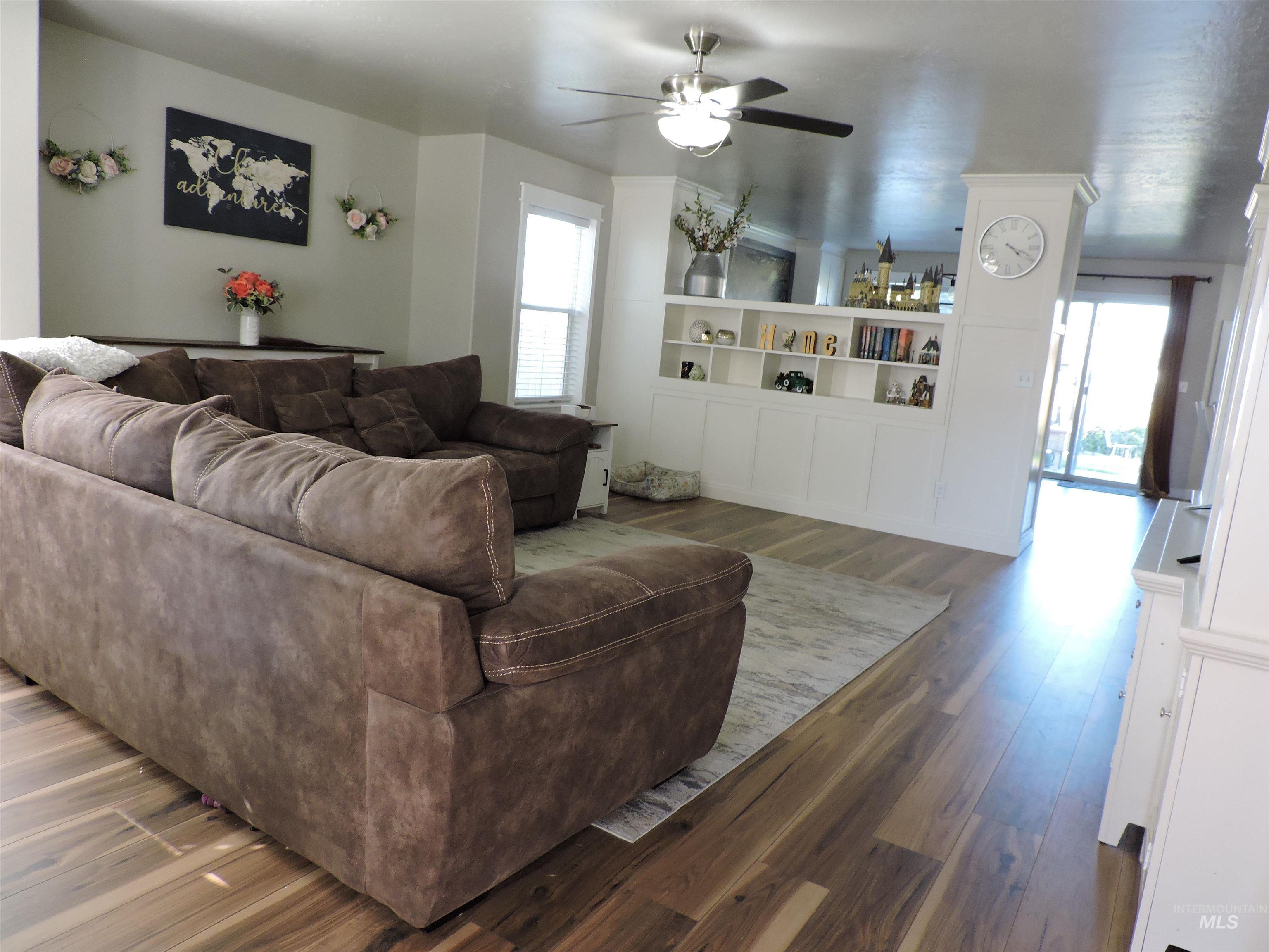 8442 E Rathdrum Dr., Nampa, Idaho 83687, 5 Bedrooms, 2.5 Bathrooms, Residential For Sale, Price $555,000,MLS 99002927