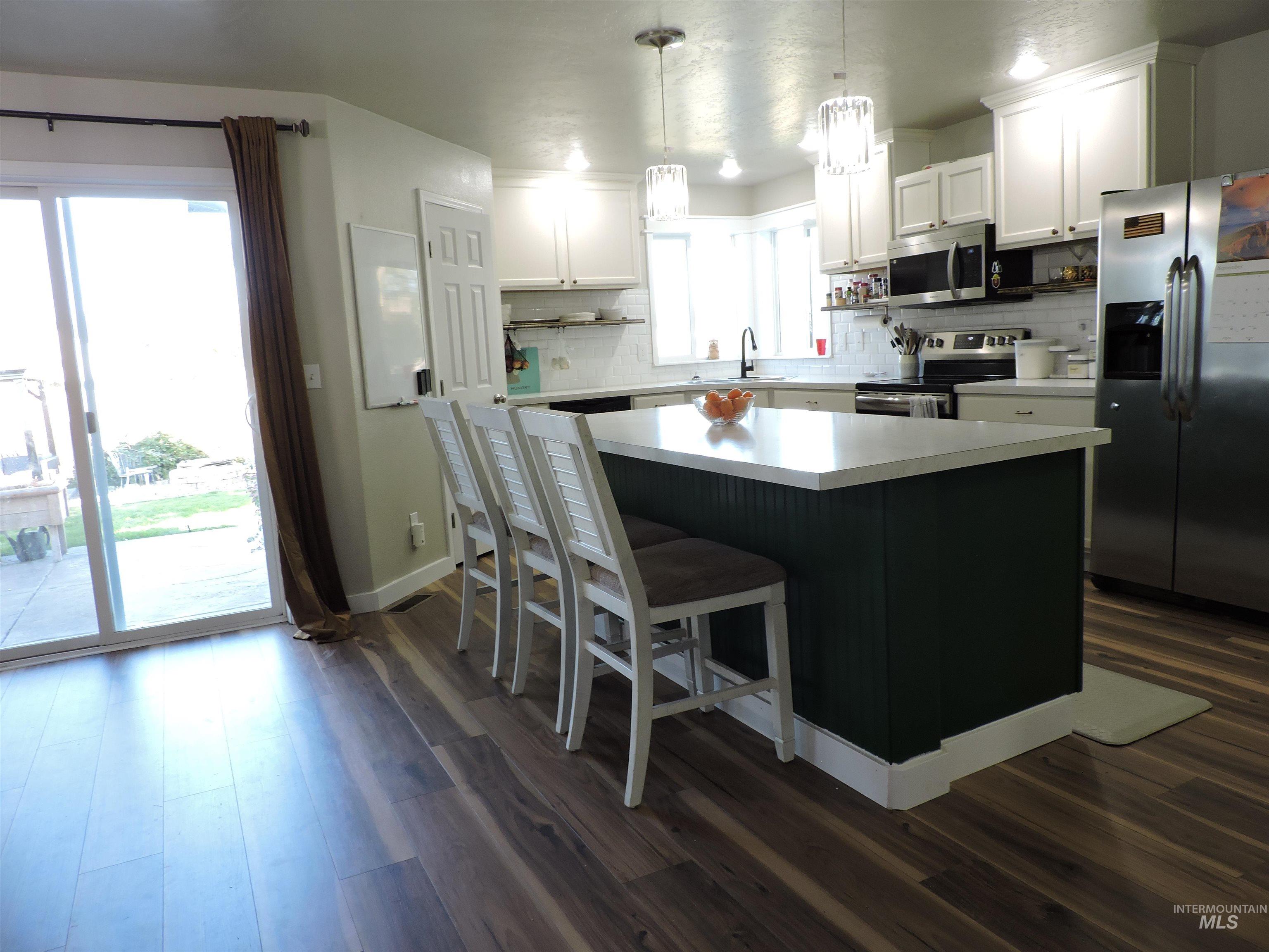8442 E Rathdrum Dr., Nampa, Idaho 83687, 5 Bedrooms, 2.5 Bathrooms, Residential For Sale, Price $555,000,MLS 99002927