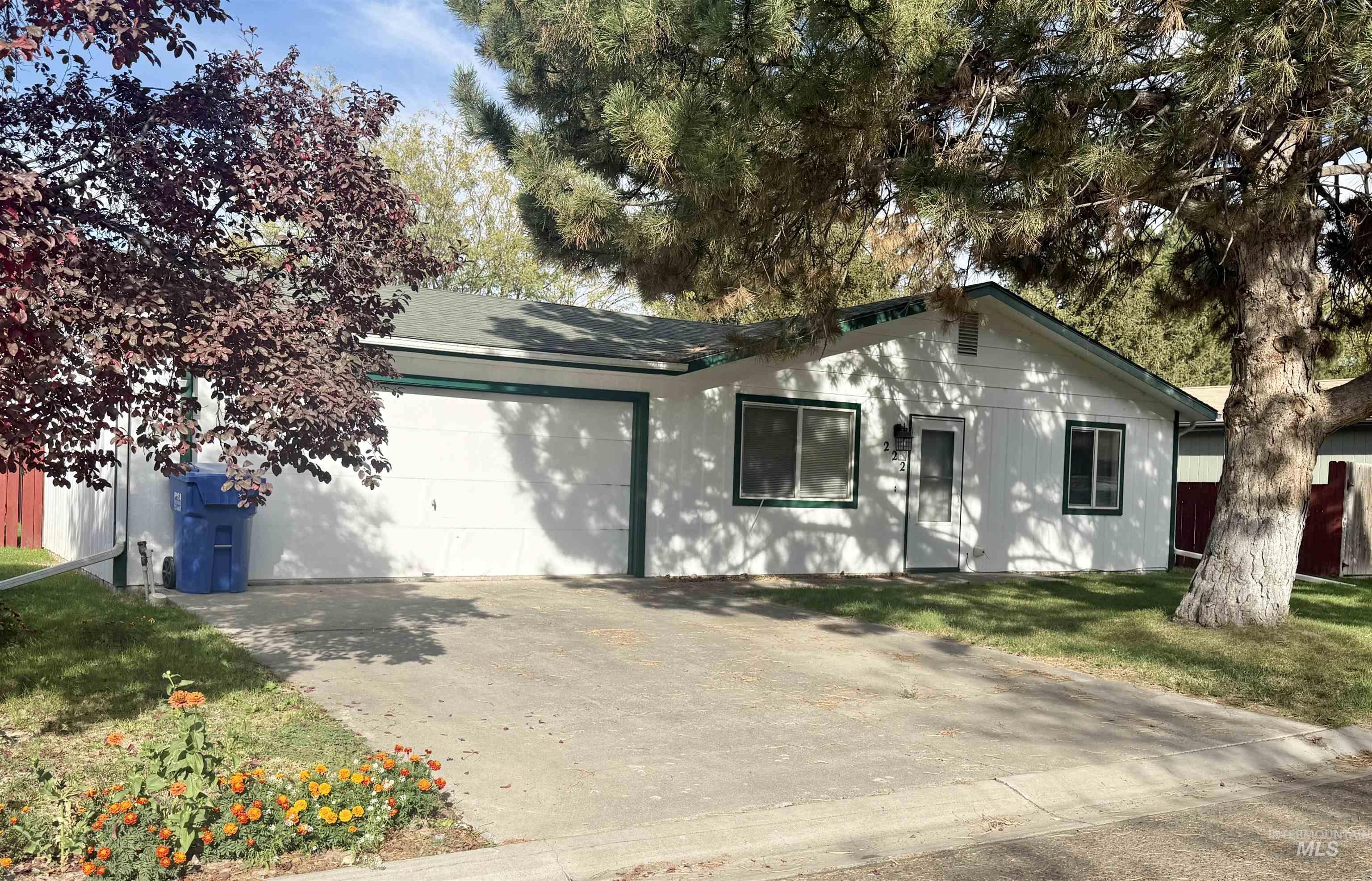 222 Avenida Del Rio, Twin Falls, Idaho 83301, 3 Bedrooms, 2 Bathrooms, Residential For Sale, Price $314,000,MLS 99002928