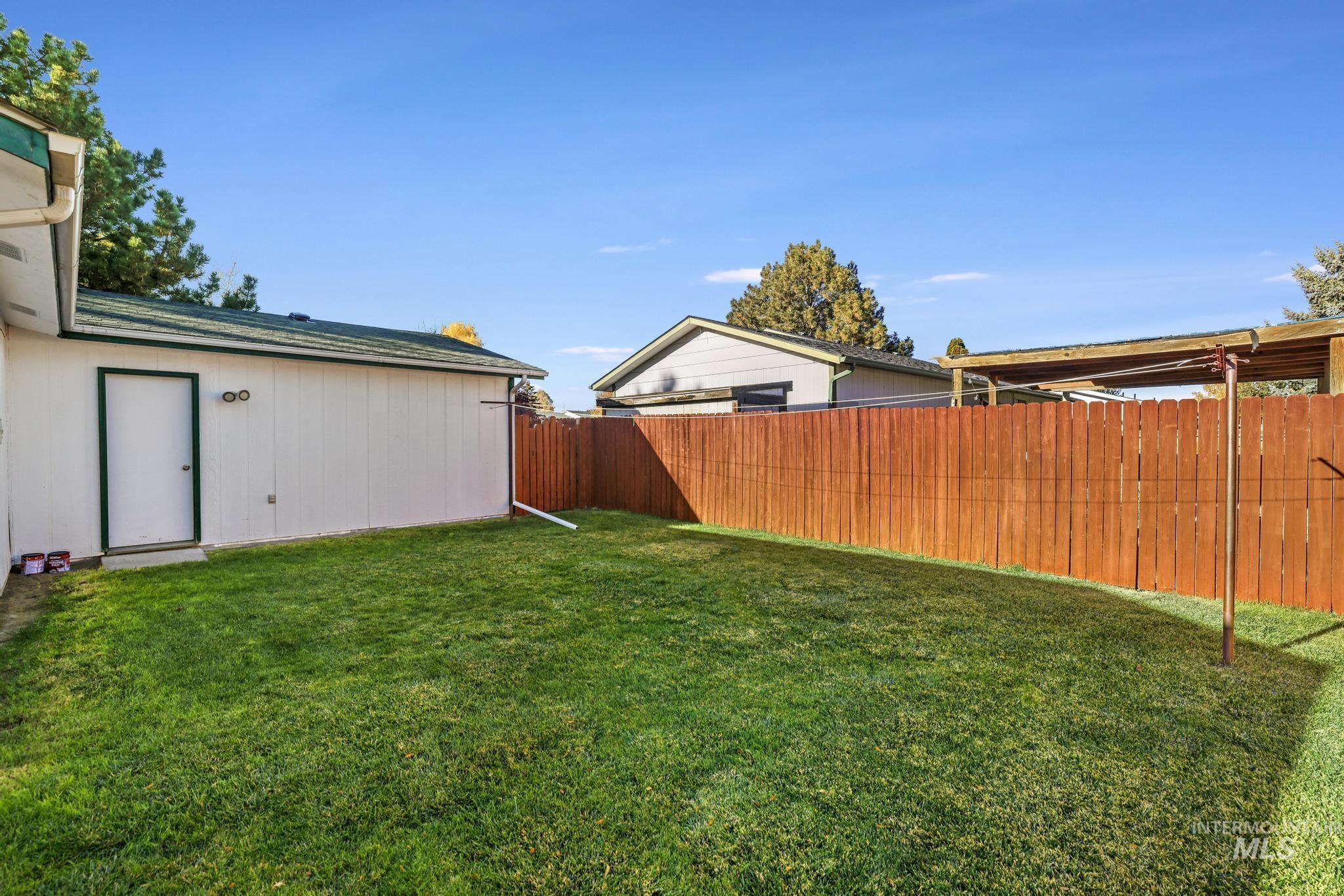 222 Avenida Del Rio, Twin Falls, Idaho 83301, 3 Bedrooms, 2 Bathrooms, Residential For Sale, Price $314,000,MLS 99002928