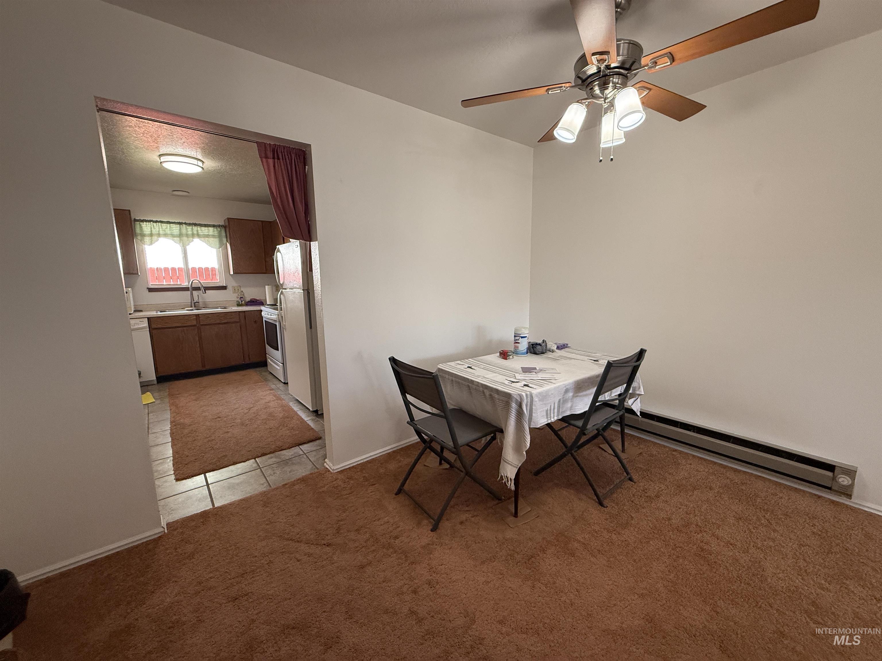 222 Avenida Del Rio, Twin Falls, Idaho 83301, 3 Bedrooms, 2 Bathrooms, Residential For Sale, Price $314,000,MLS 99002928