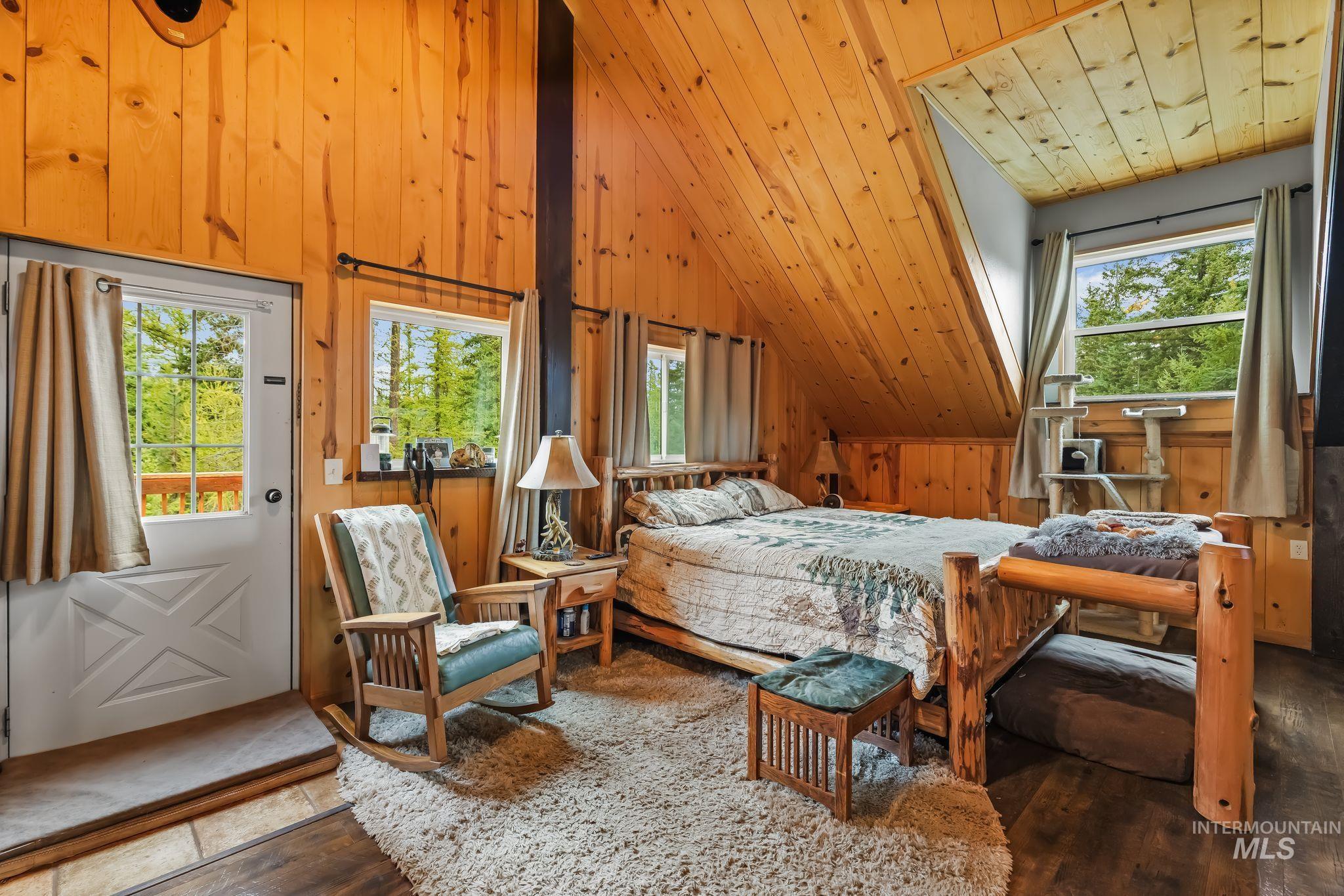 3989 E Mountain Rd., Anatone, Washington 99401, 3 Bedrooms, 2.5 Bathrooms, Residential For Sale, Price $1,075,000,MLS 99002930