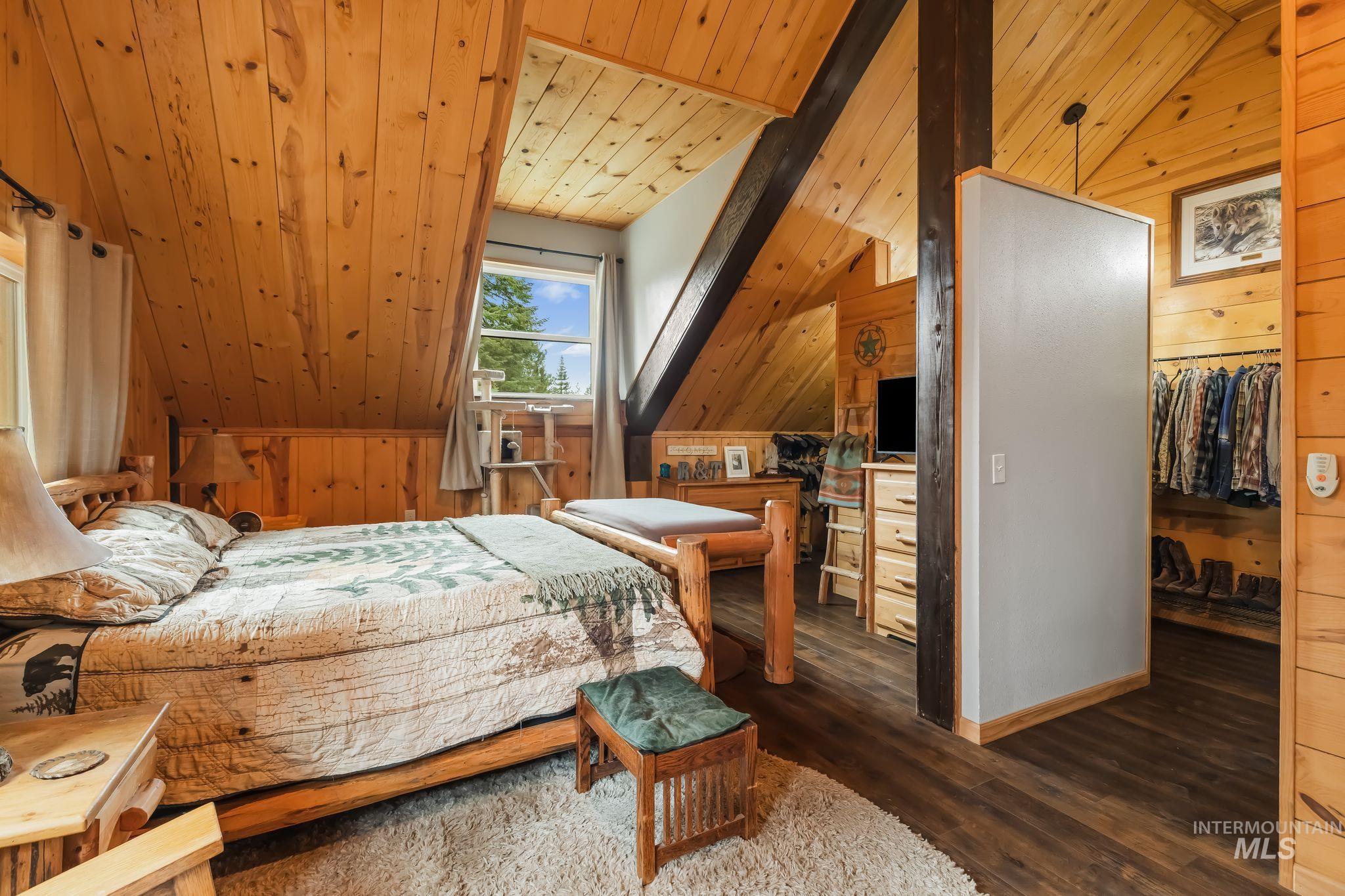 3989 E Mountain Rd., Anatone, Washington 99401, 3 Bedrooms, 2.5 Bathrooms, Residential For Sale, Price $1,075,000,MLS 99002930