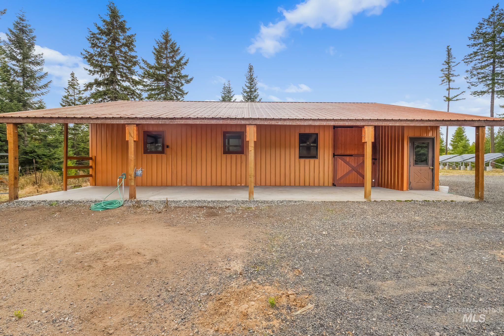 3989 E Mountain Rd., Anatone, Washington 99401, 3 Bedrooms, 2.5 Bathrooms, Residential For Sale, Price $1,075,000,MLS 99002930