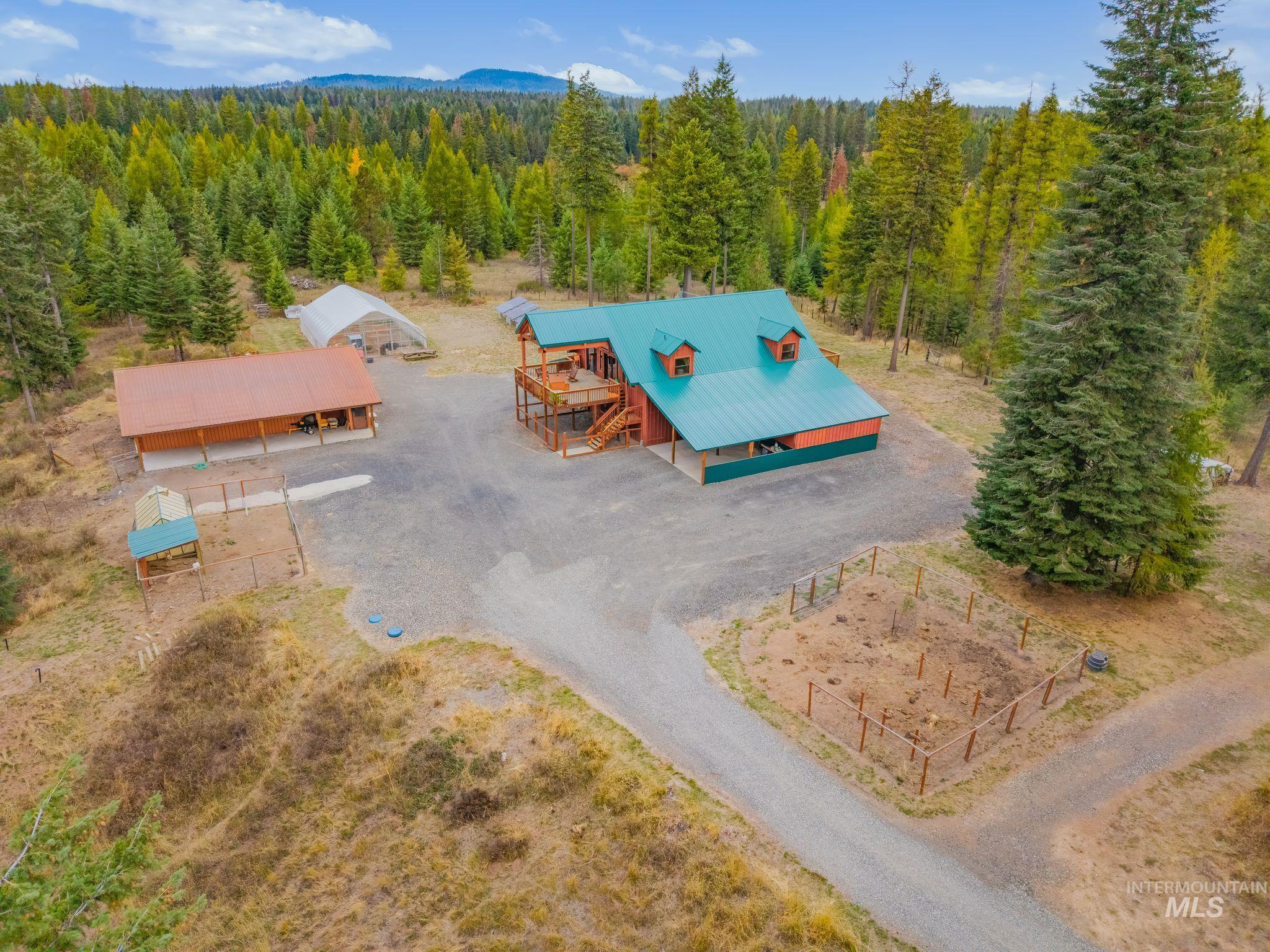 3989 E Mountain Rd., Anatone, Washington 99401, 3 Bedrooms, 2.5 Bathrooms, Residential For Sale, Price $1,075,000,MLS 99002930