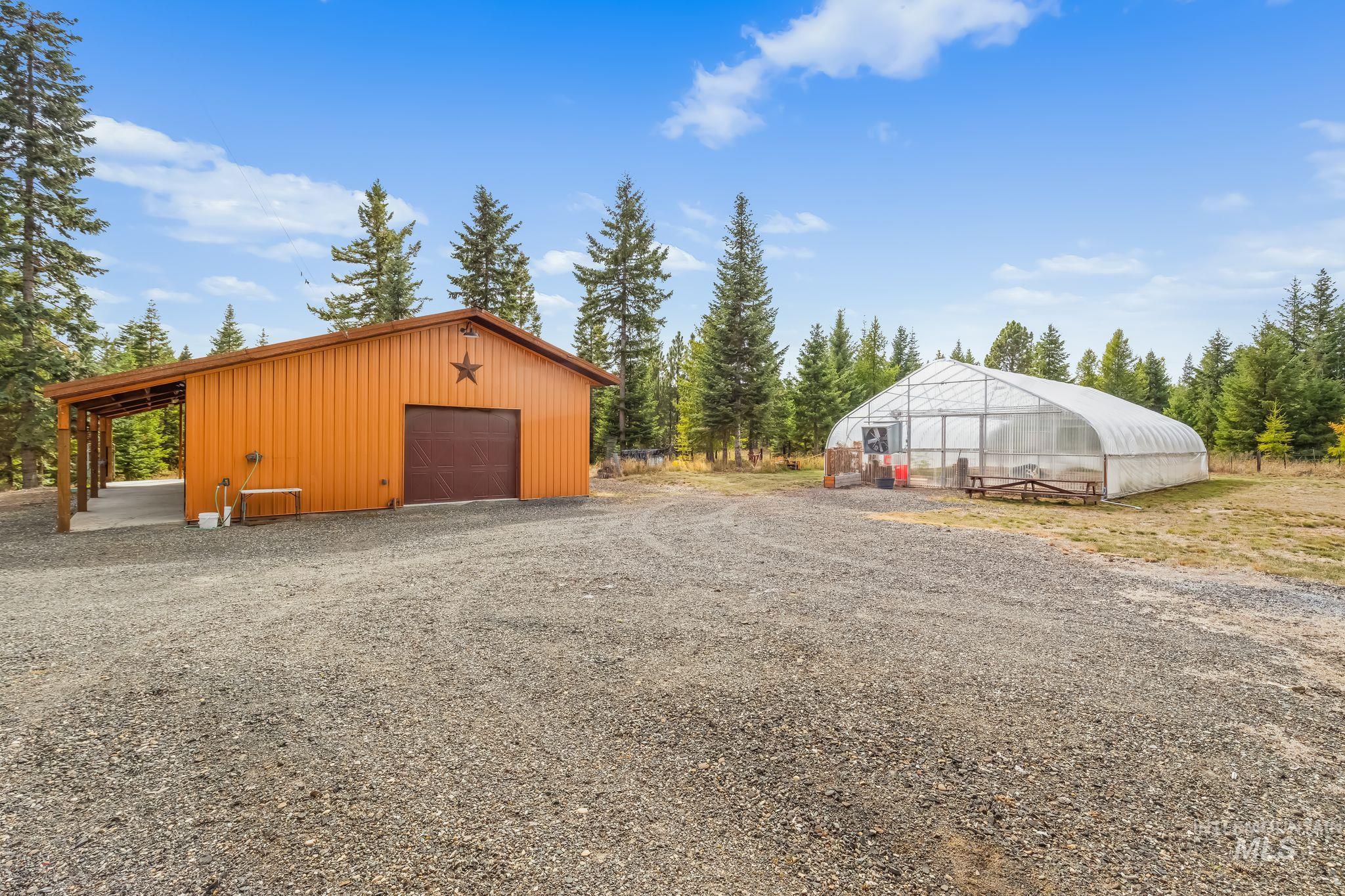 3989 E Mountain Rd., Anatone, Washington 99401, 3 Bedrooms, 2.5 Bathrooms, Residential For Sale, Price $1,075,000,MLS 99002930