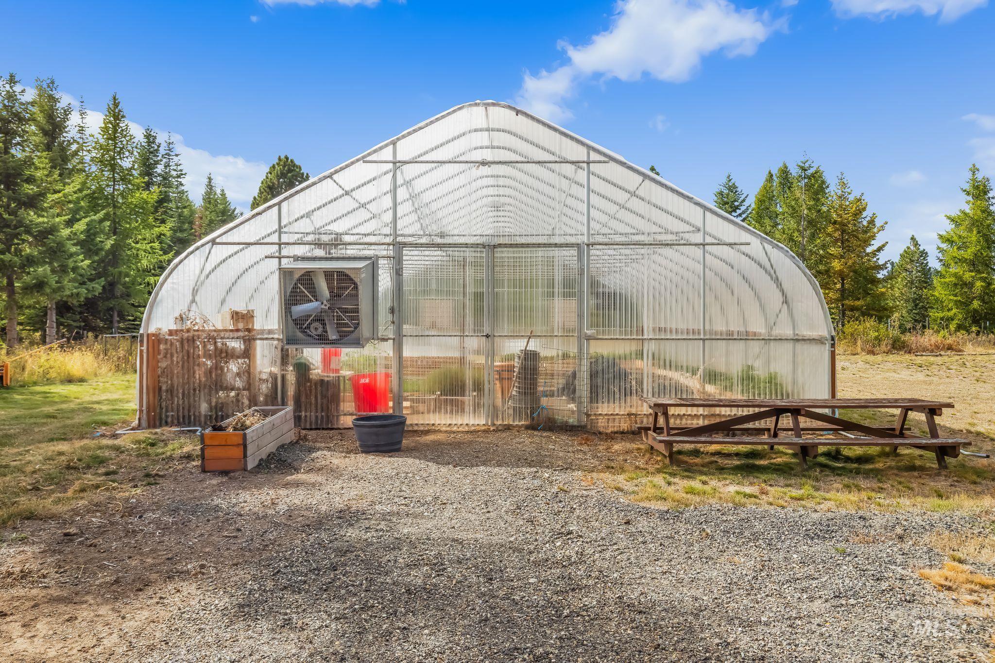 3989 E Mountain Rd., Anatone, Washington 99401, 3 Bedrooms, 2.5 Bathrooms, Residential For Sale, Price $1,075,000,MLS 99002930