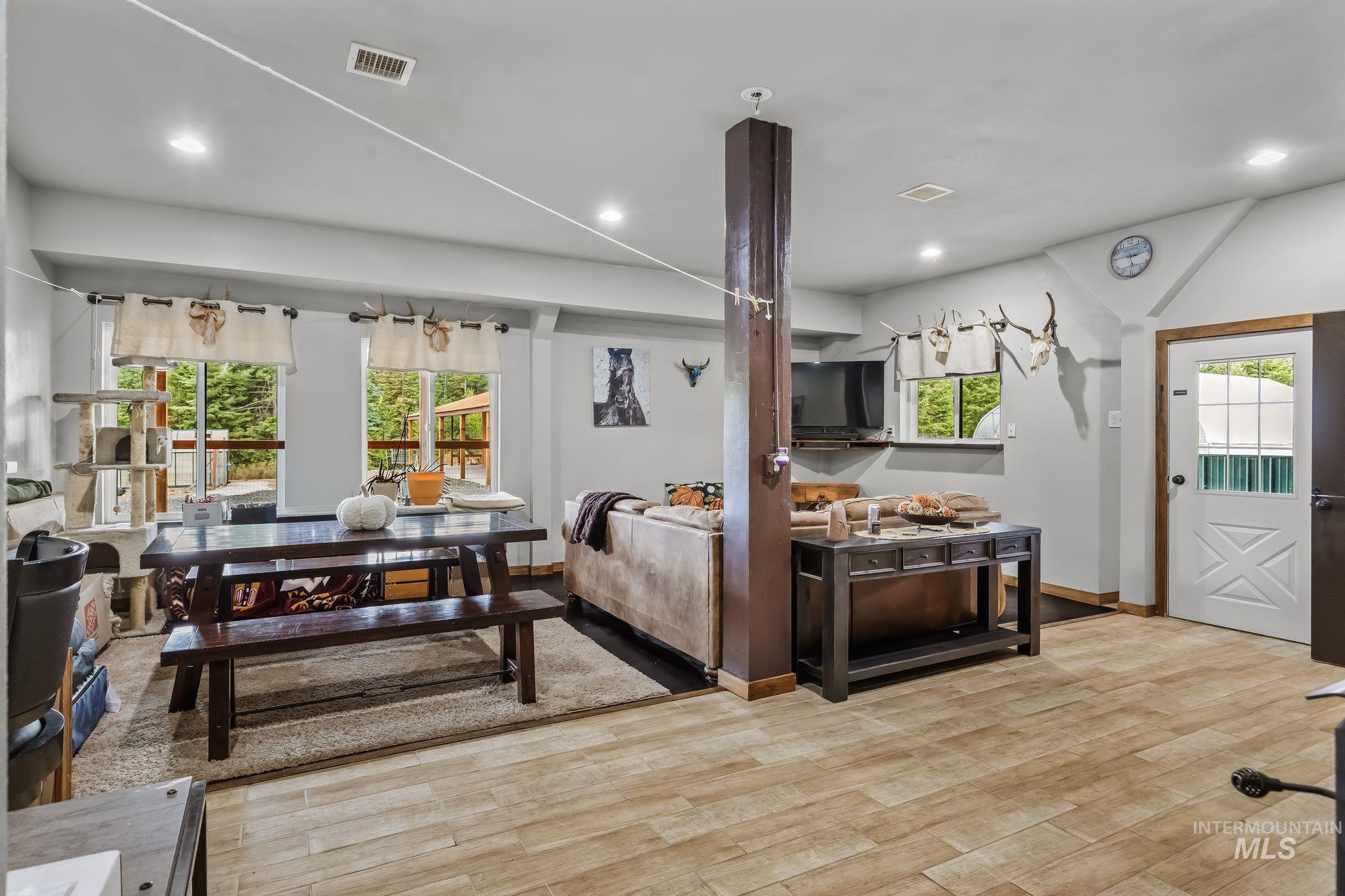 3989 E Mountain Rd., Anatone, Washington 99401, 3 Bedrooms, 2.5 Bathrooms, Residential For Sale, Price $1,075,000,MLS 99002930