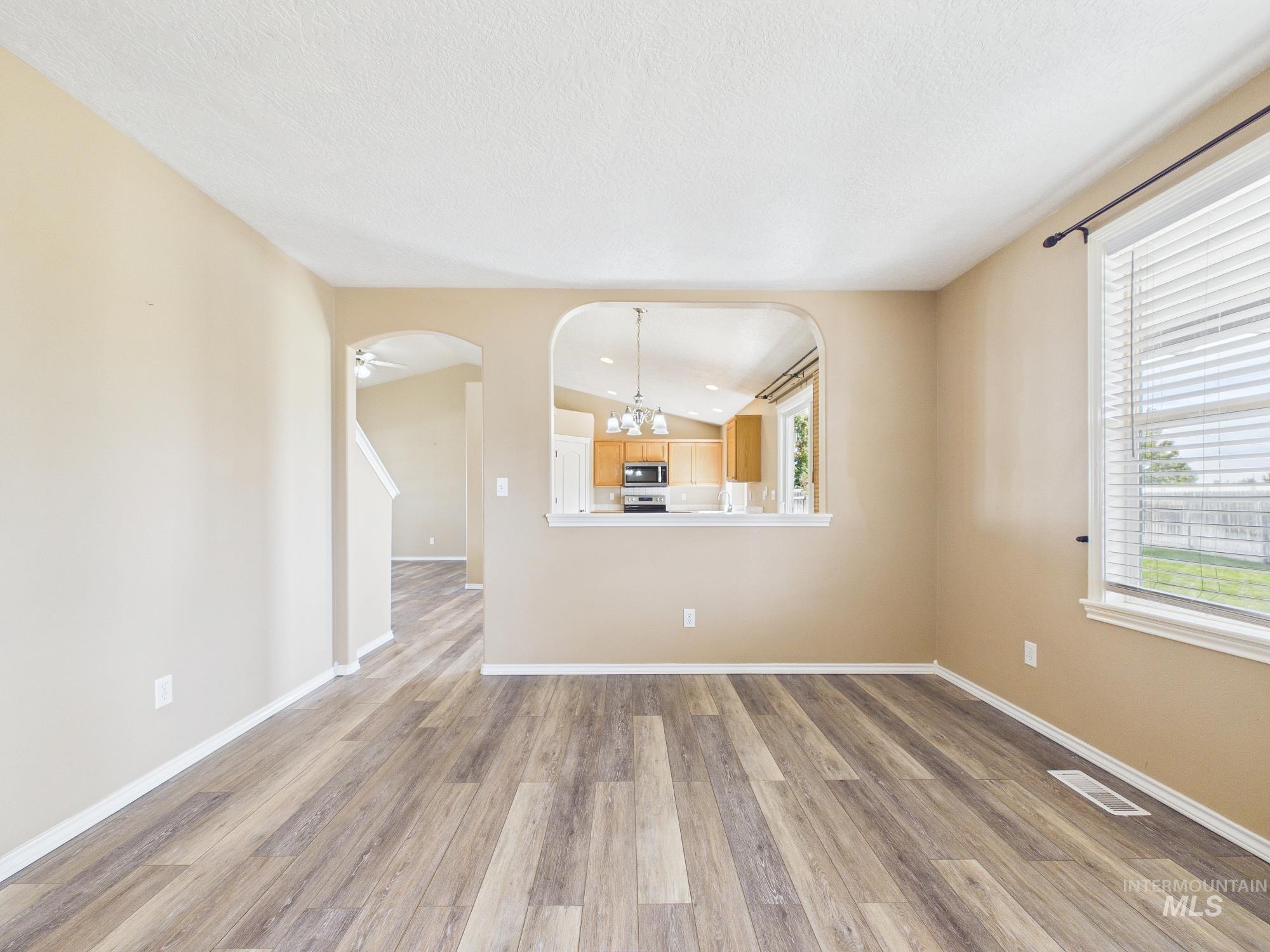 1422 E Jasmine, Nampa, Idaho 83687, 3 Bedrooms, 2.5 Bathrooms, Residential For Sale, Price $389,000,MLS 99002931