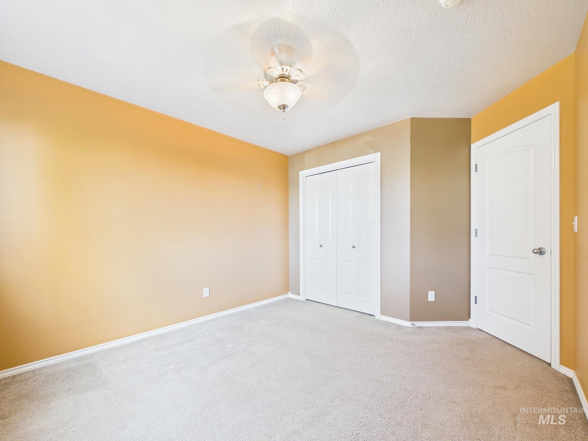 1422 E Jasmine, Nampa, Idaho 83687, 3 Bedrooms, 2.5 Bathrooms, Residential For Sale, Price $389,000,MLS 99002931