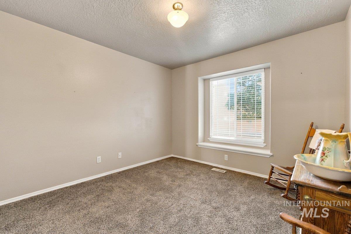 1812 S Camas St, Nampa, Idaho 83686, 3 Bedrooms, 2 Bathrooms, Residential For Sale, Price $369,900,MLS 99002934