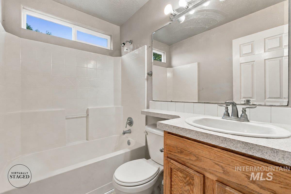 1812 S Camas St, Nampa, Idaho 83686, 3 Bedrooms, 2 Bathrooms, Residential For Sale, Price $369,900,MLS 99002934