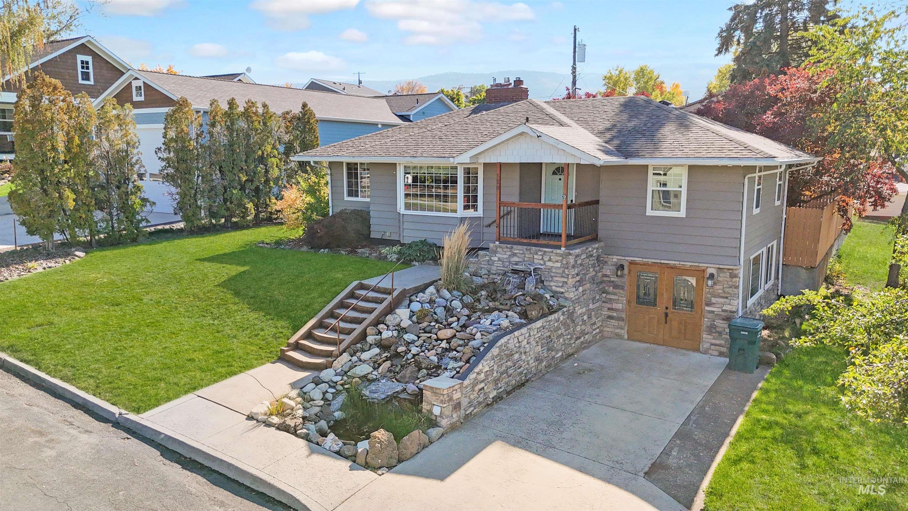 120 E South 4th St., Grangeville, Idaho 83530, 3 Bedrooms, 2 Bathrooms, Residential For Sale, Price $399,000,MLS 99002936