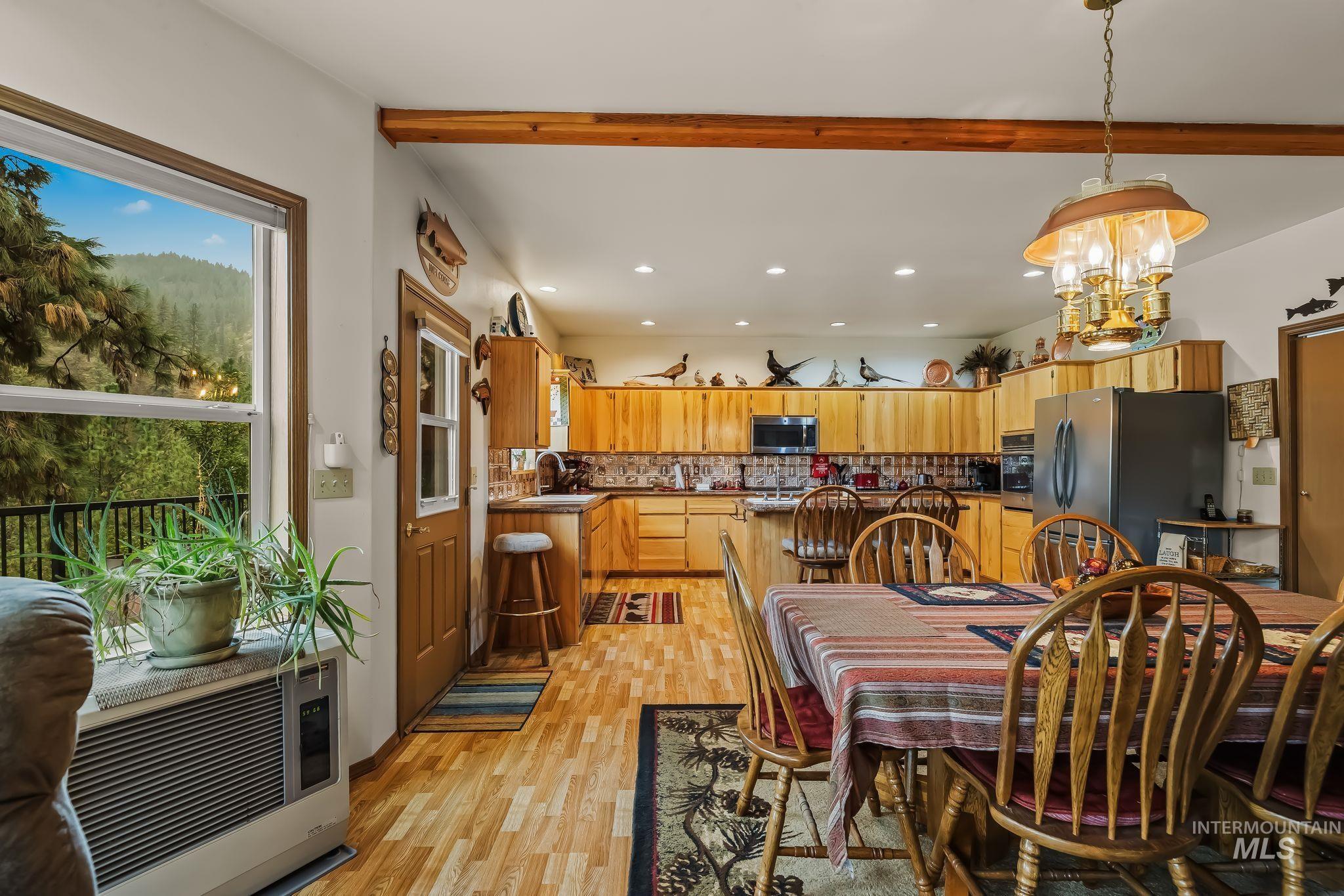 20795 Ryegrass Lane, Lenore, Idaho 83541, 2 Bedrooms, 2 Bathrooms, Residential For Sale, Price $660,000,MLS 99002937
