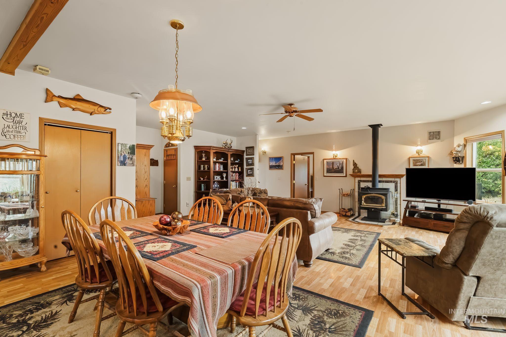 20795 Ryegrass Lane, Lenore, Idaho 83541, 2 Bedrooms, 2 Bathrooms, Residential For Sale, Price $660,000,MLS 99002937