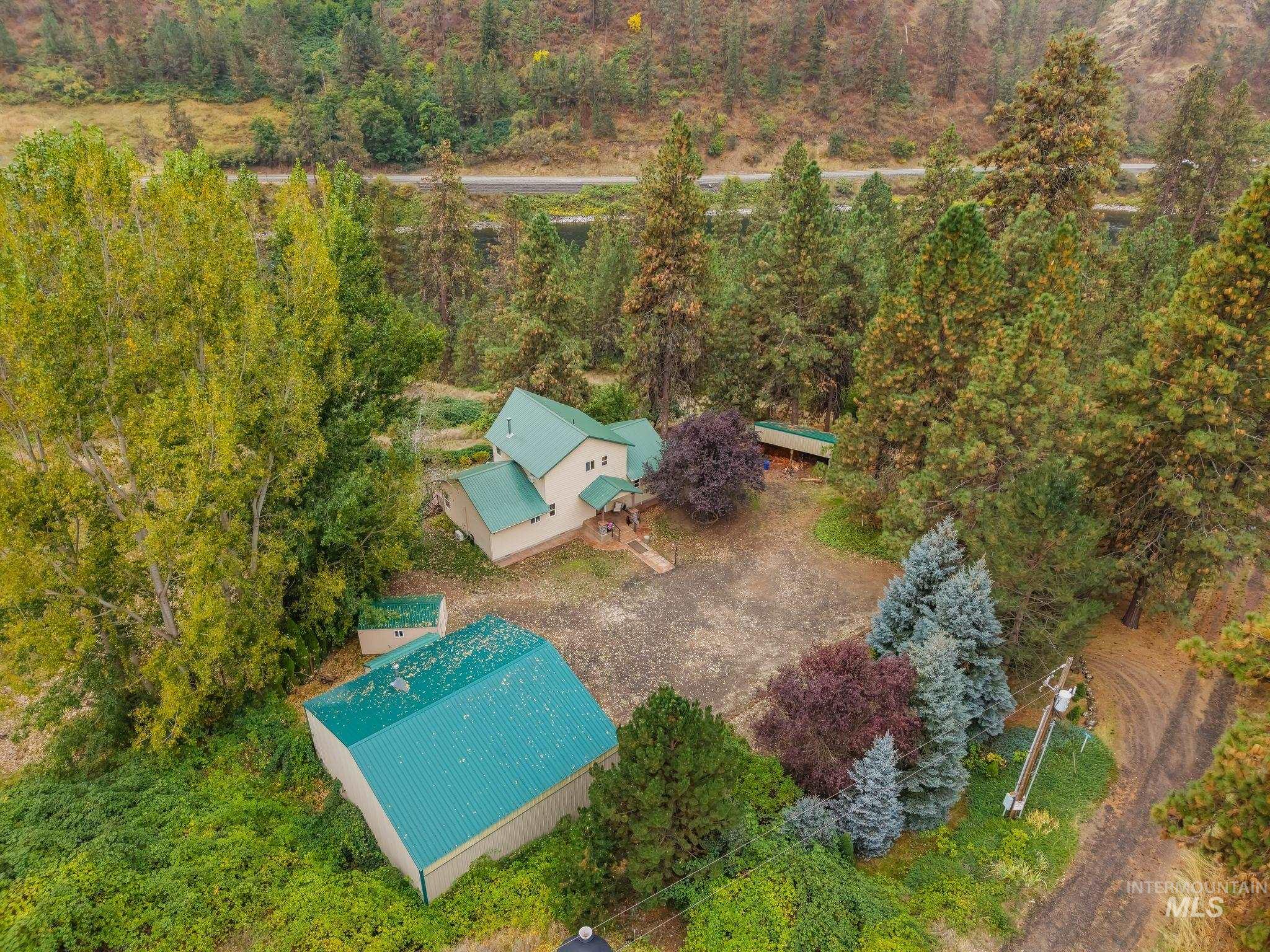 20795 Ryegrass Lane, Lenore, Idaho 83541, 2 Bedrooms, 2 Bathrooms, Residential For Sale, Price $660,000,MLS 99002937