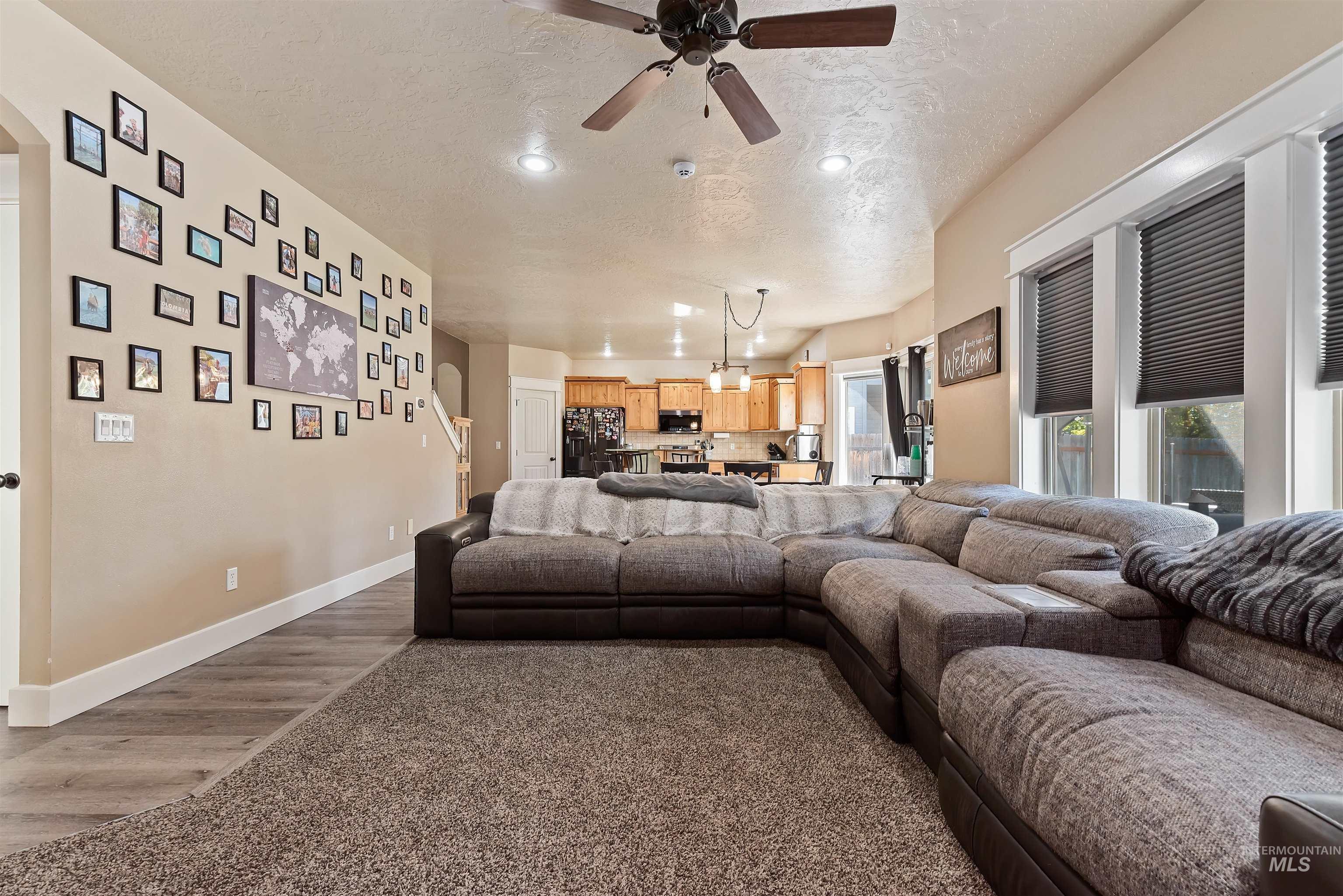 9575 W Montebello Dr, Boise, Idaho 83709, 4 Bedrooms, 2.5 Bathrooms, Residential For Sale, Price $580,000,MLS 99002938