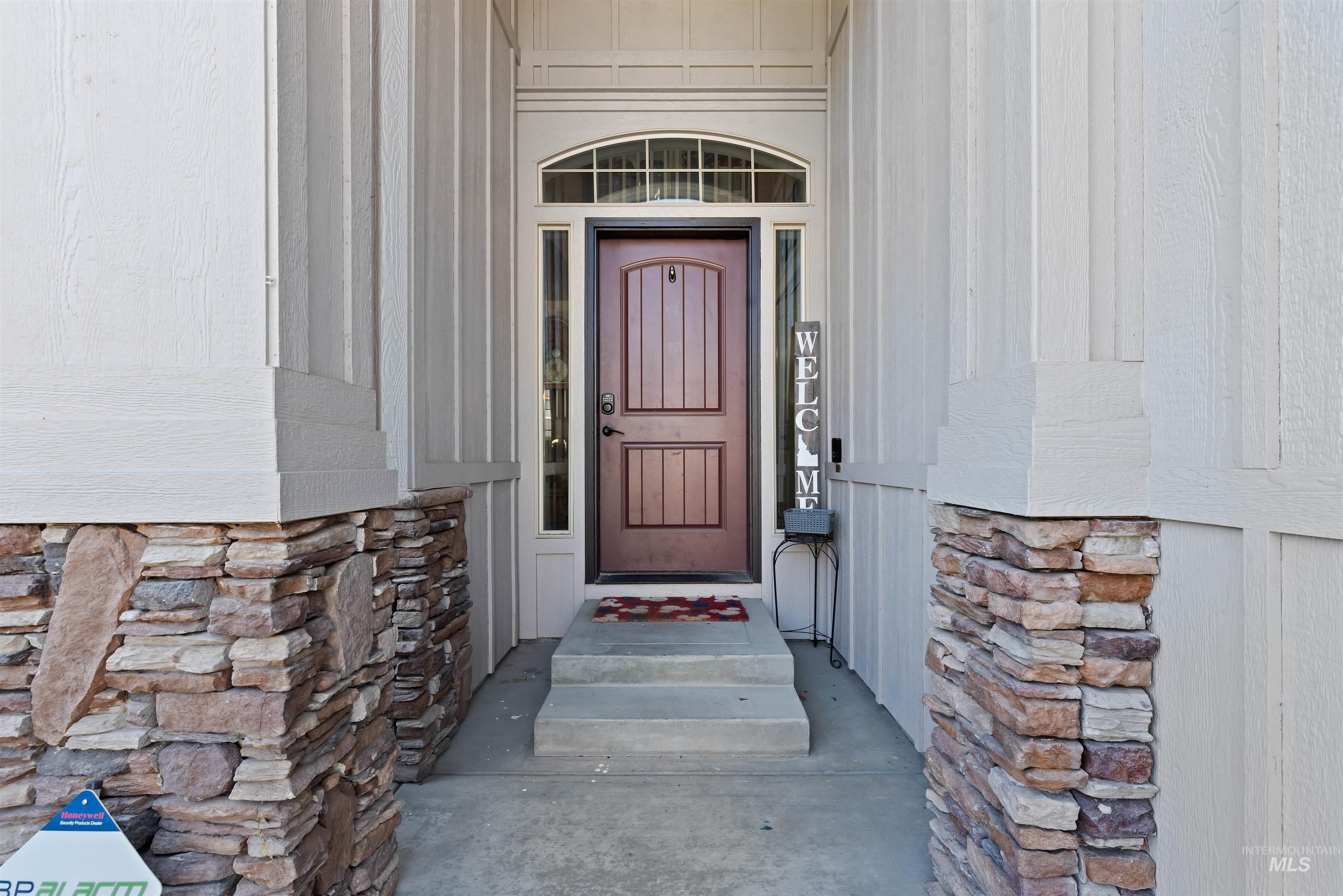 9575 W Montebello Dr, Boise, Idaho 83709, 4 Bedrooms, 2.5 Bathrooms, Residential For Sale, Price $580,000,MLS 99002938