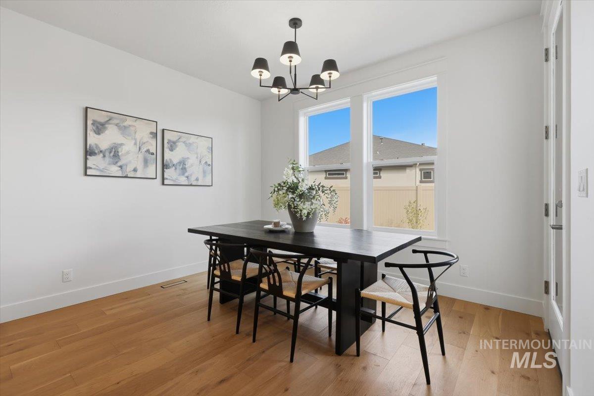 7490 E Midberry Ct, Nampa, Idaho 83687, 3 Bedrooms, 2.5 Bathrooms, Residential For Sale, Price $870,000,MLS 99002941