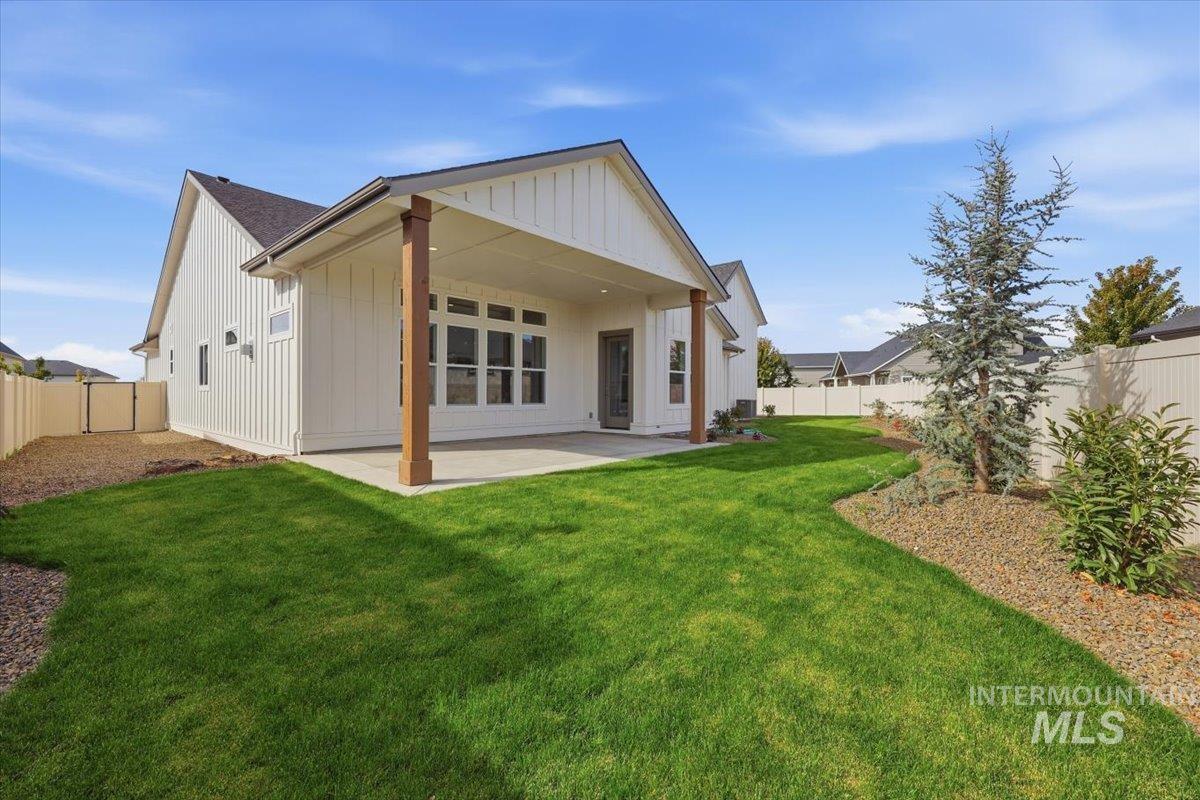 7490 E Midberry Ct, Nampa, Idaho 83687, 3 Bedrooms, 2.5 Bathrooms, Residential For Sale, Price $870,000,MLS 99002941
