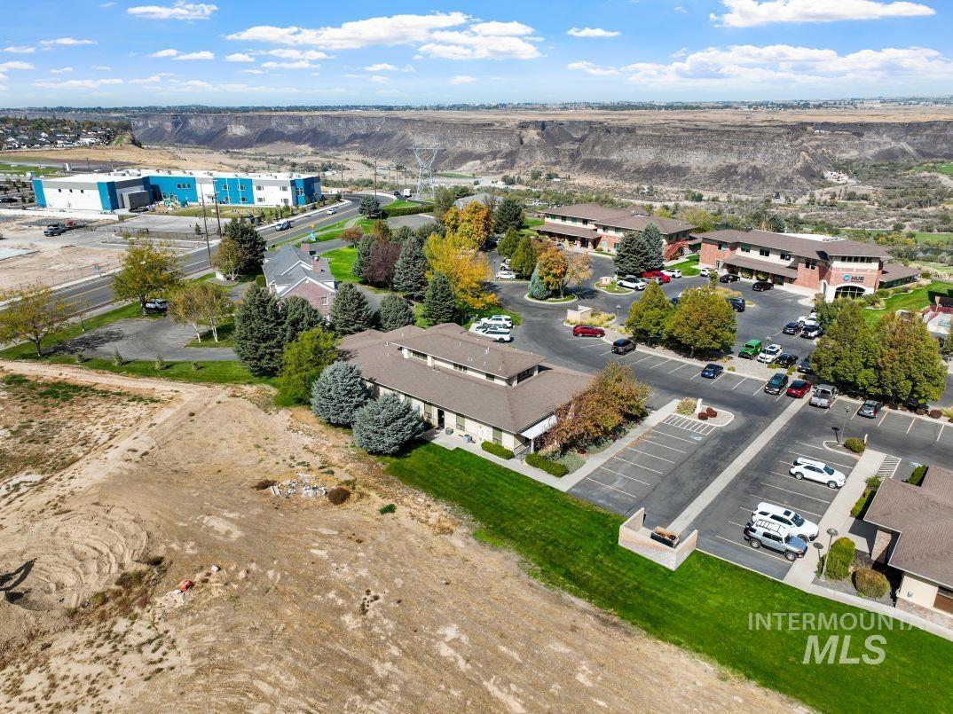 142 River Vista Pl, Twin Falls, Idaho 83301, Business/Commercial For Sale, Price $620,000,MLS 99002942