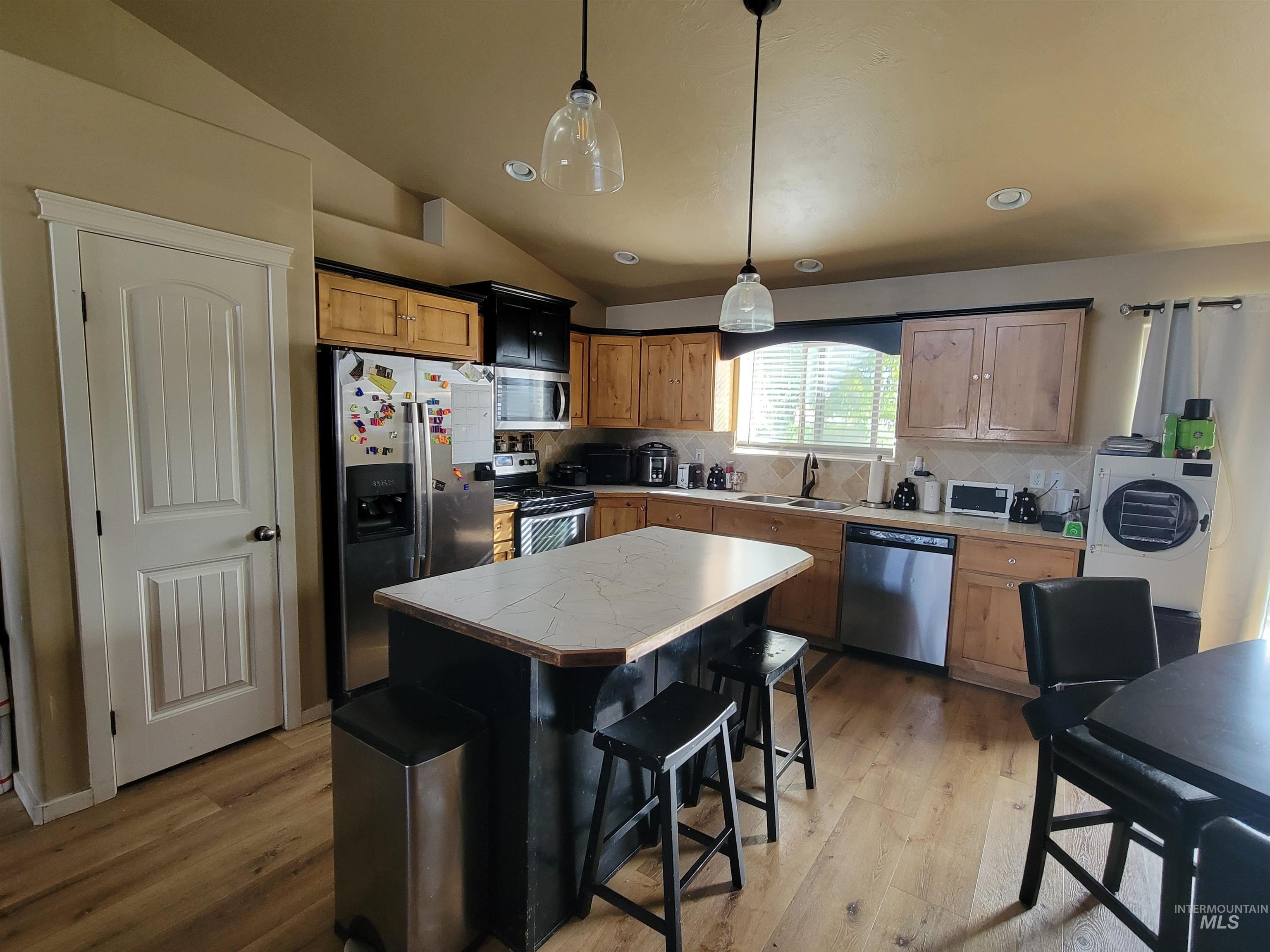 2536 Yellowstone Trail, Burley, Idaho 83318, 4 Bedrooms, 2 Bathrooms, Residential For Sale, Price $335,000,MLS 99002947