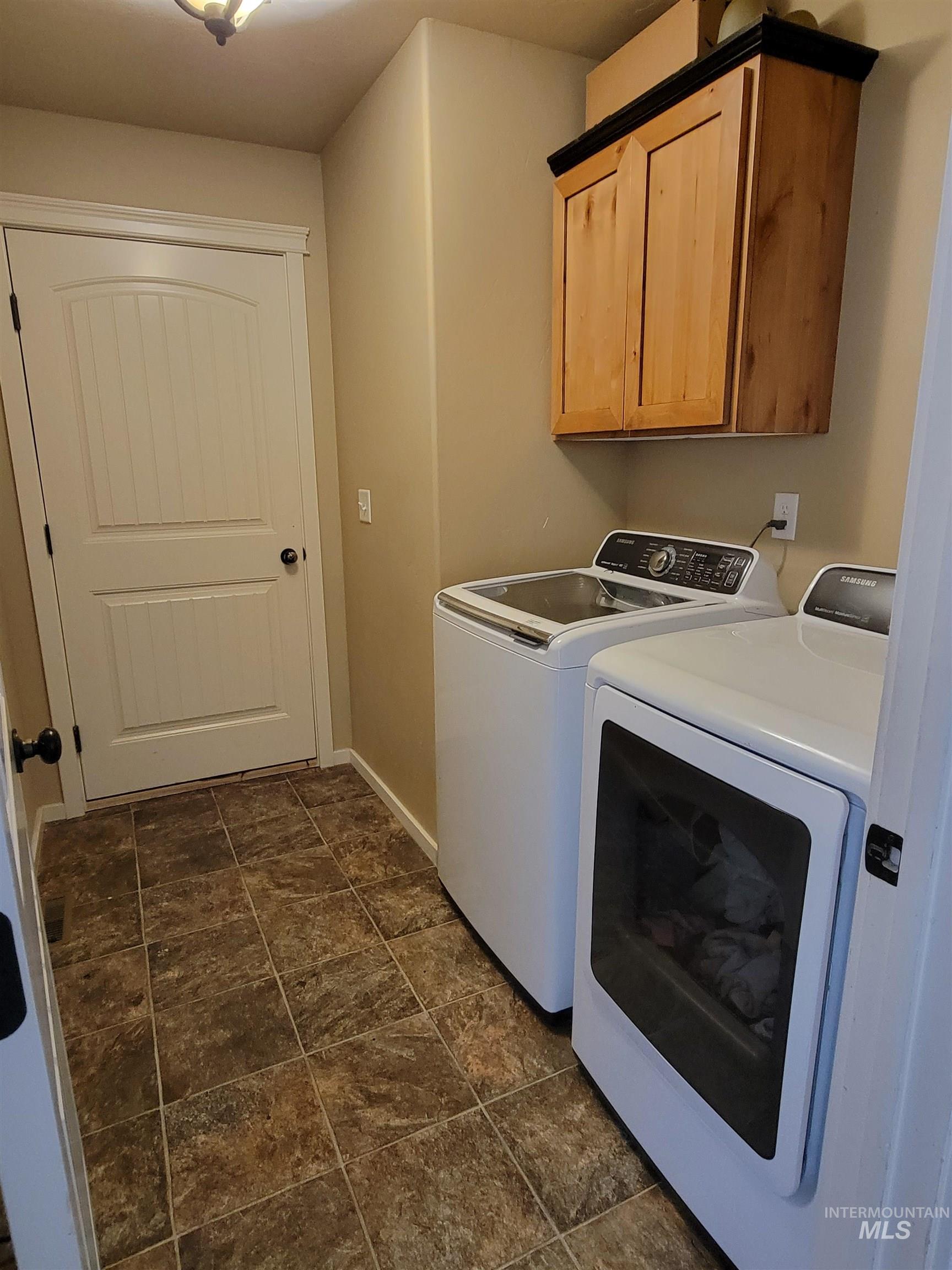 2536 Yellowstone Trail, Burley, Idaho 83318, 4 Bedrooms, 2 Bathrooms, Residential For Sale, Price $335,000,MLS 99002947