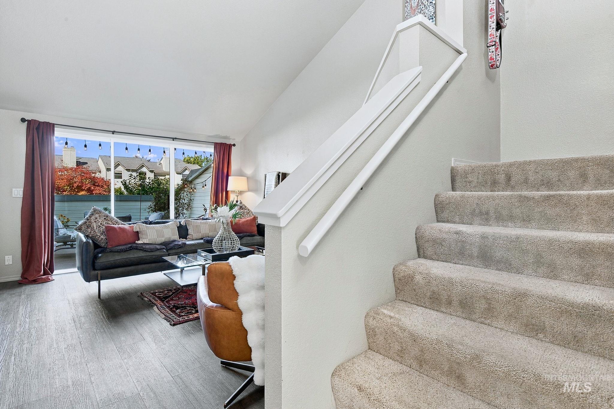 879 N Christine Lane, Boise, Idaho 83704, 2 Bedrooms, 2.5 Bathrooms, Residential For Sale, Price $359,900,MLS 99002948