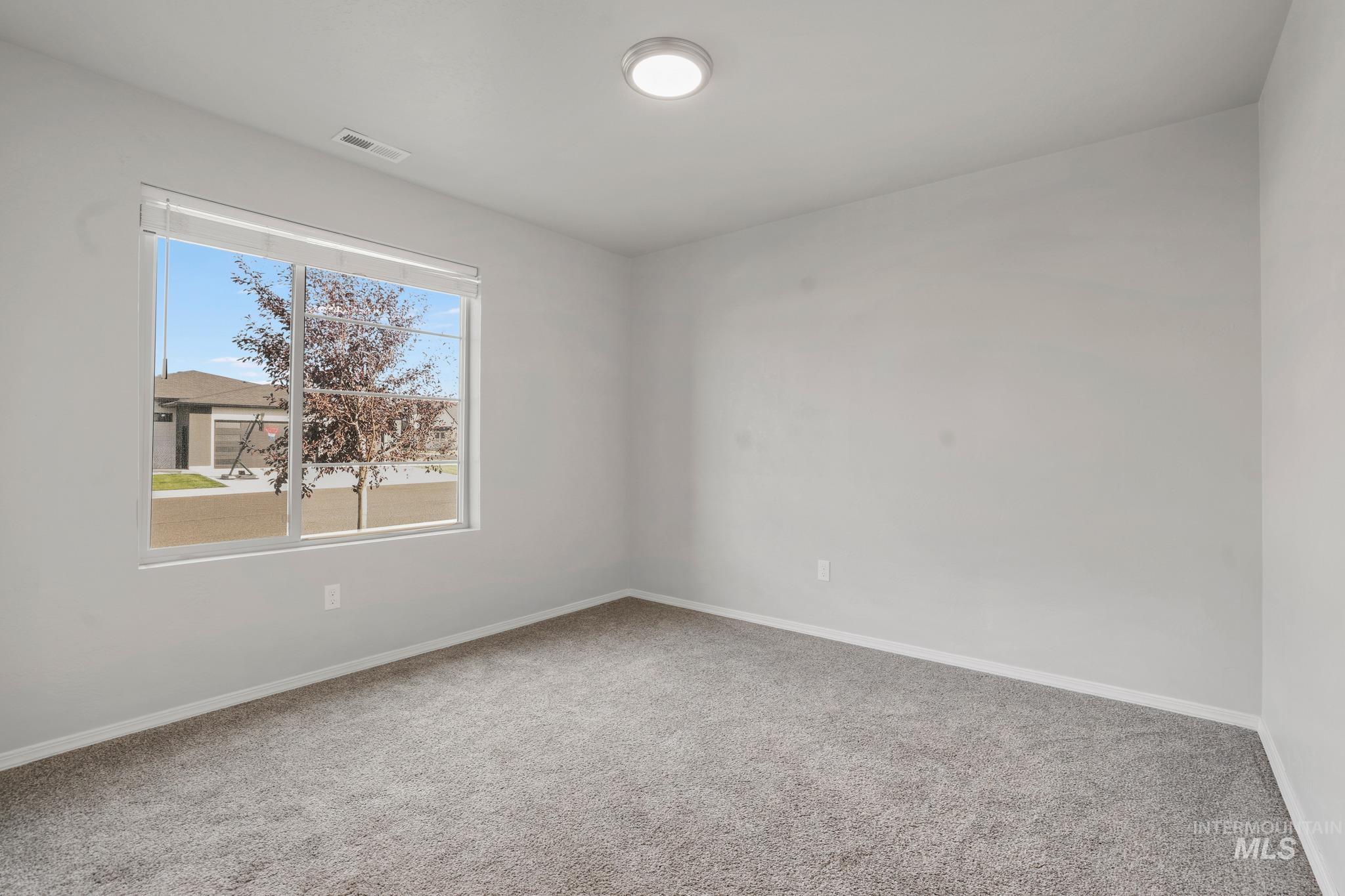 1947 Columbia Dr, Twin Falls, Idaho 83301, 4 Bedrooms, 2 Bathrooms, Residential For Sale, Price $479,000,MLS 99002957