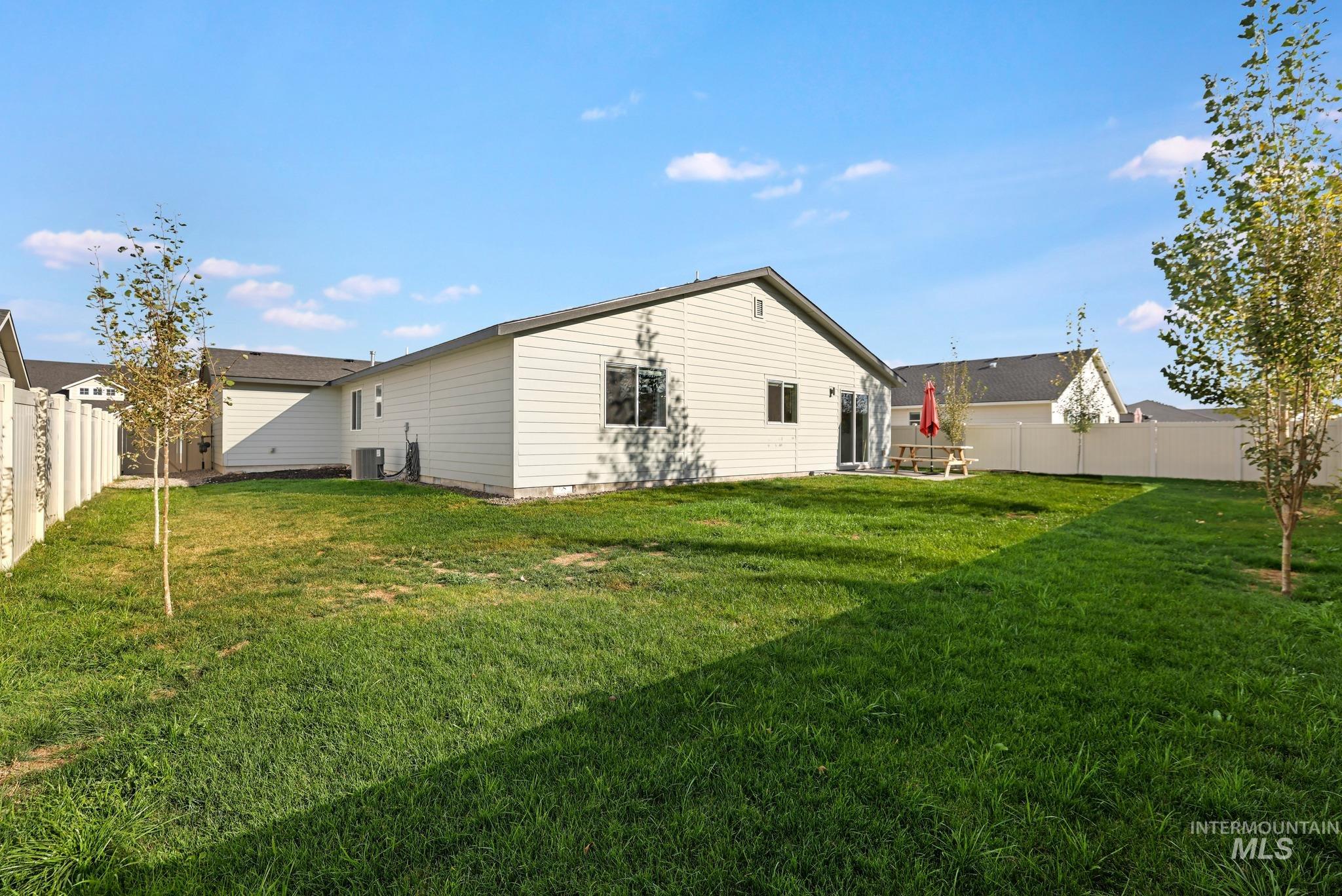 1947 Columbia Dr, Twin Falls, Idaho 83301, 4 Bedrooms, 2 Bathrooms, Residential For Sale, Price $479,000,MLS 99002957