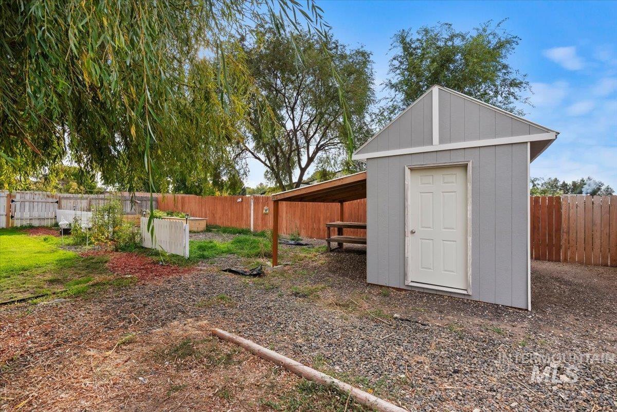 13151 S Cholla Dr, Kuna, Idaho 83634, 4 Bedrooms, 2 Bathrooms, Residential For Sale, Price $574,900, 99002961